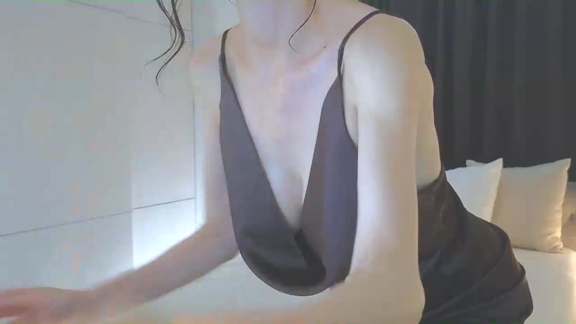 Gallery image thumbnail from Eleah's myfreecams stream on, 06/05/2026, 22:19 image 20 of 20