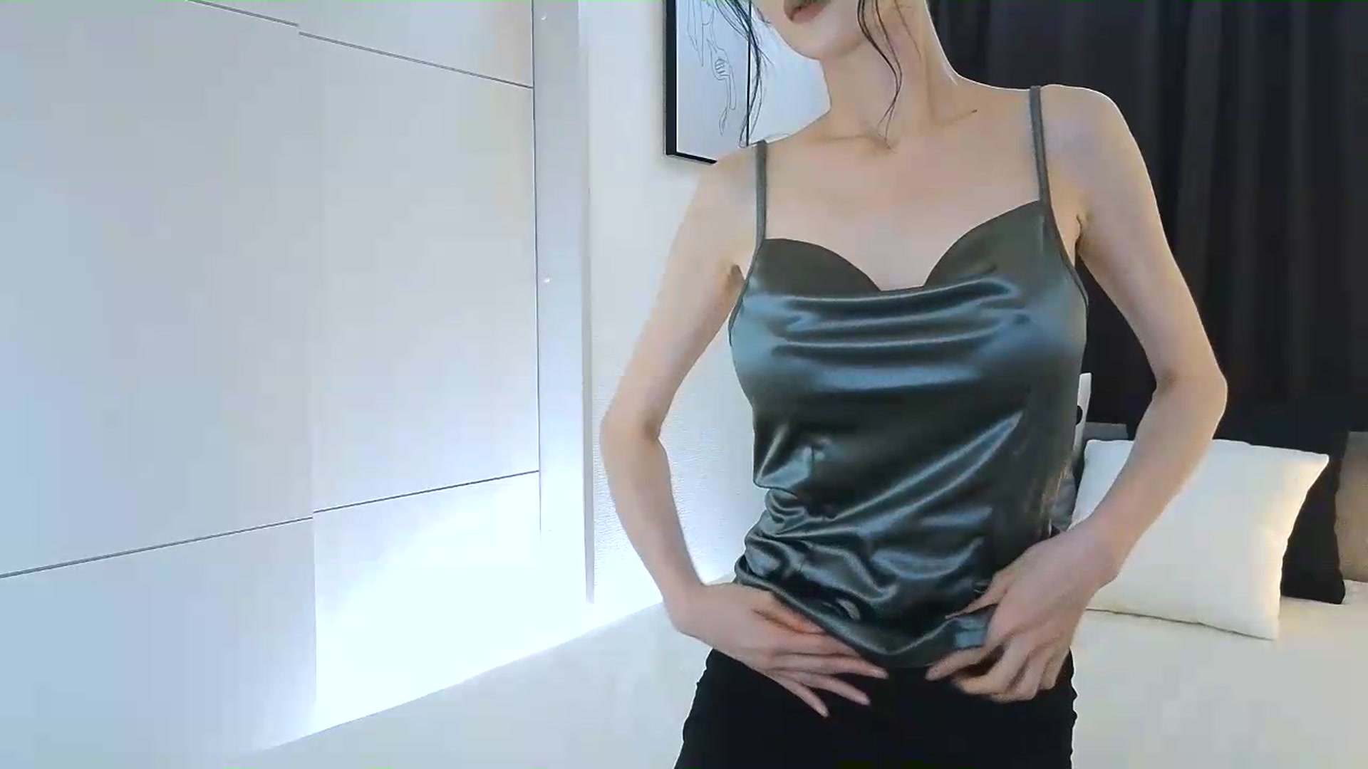Gallery image thumbnail from Eleah's myfreecams stream on, 06/12/2026, 01:10 image 6 of 20
