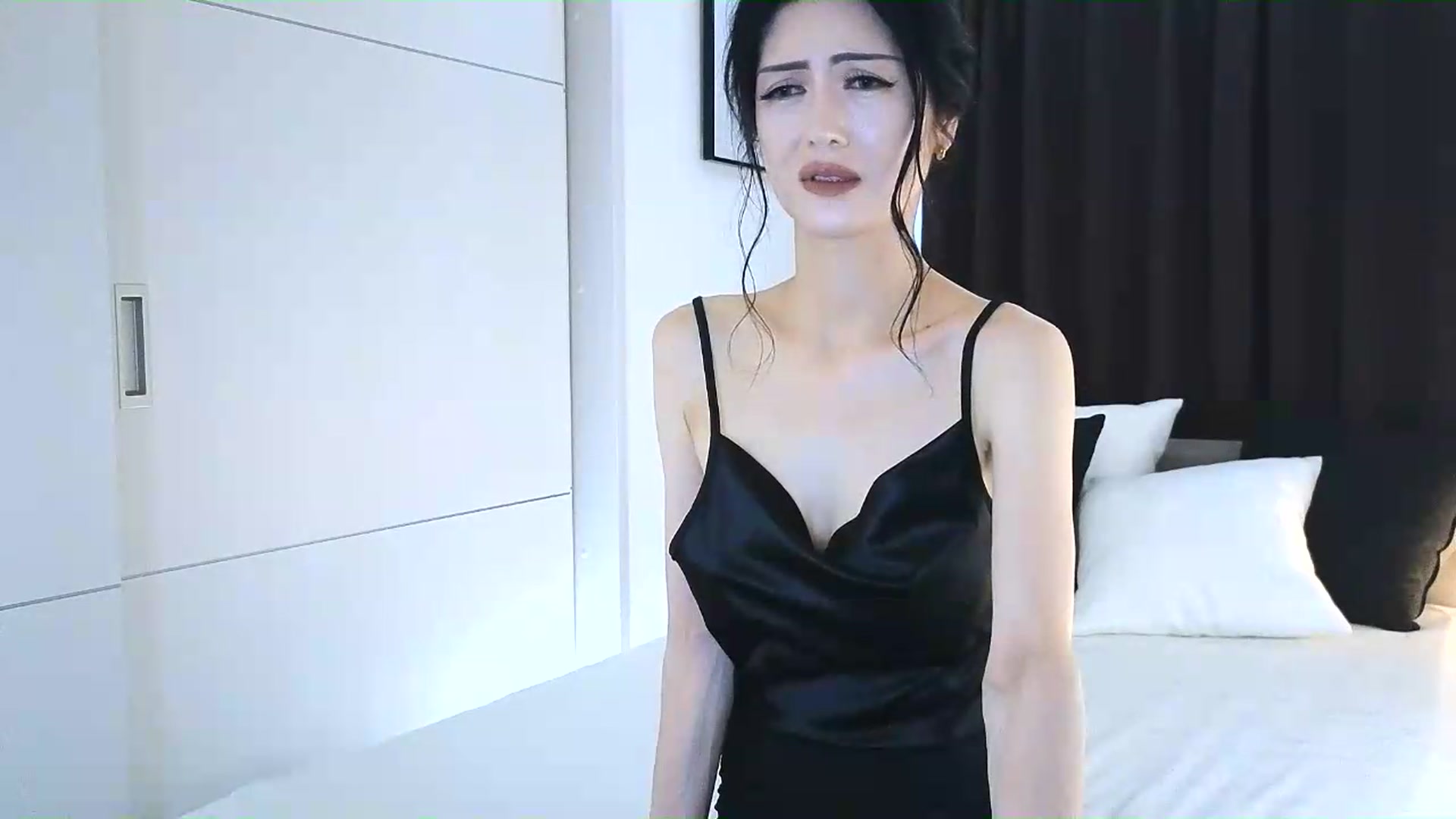 Gallery image thumbnail from Eleah's myfreecams stream on, 06/14/2026, 24:50 image 13 of 20