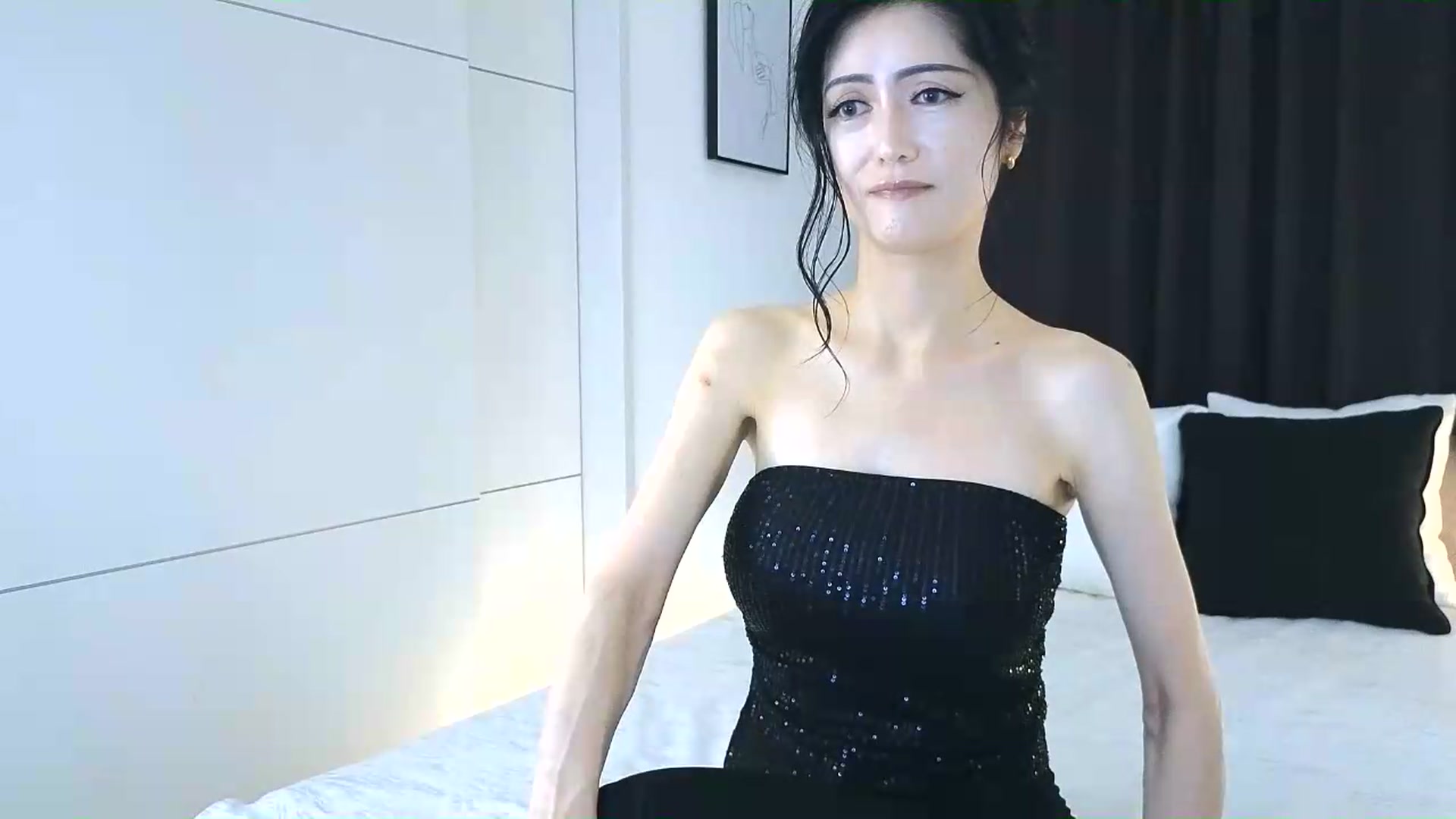 Gallery image thumbnail from Eleah's myfreecams stream on, 09/11/2026, 21:52 image 13 of 20