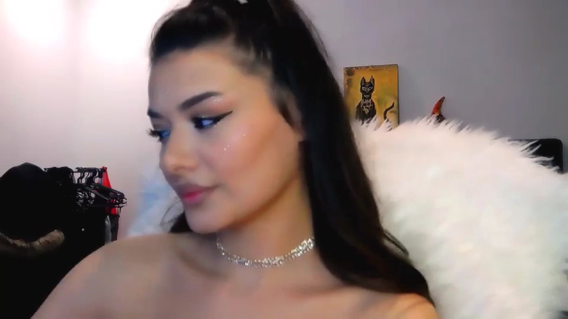 Gallery image thumbnail from Electra's myfreecams stream on, 03/14/2024, 23:54 image 14 of 20