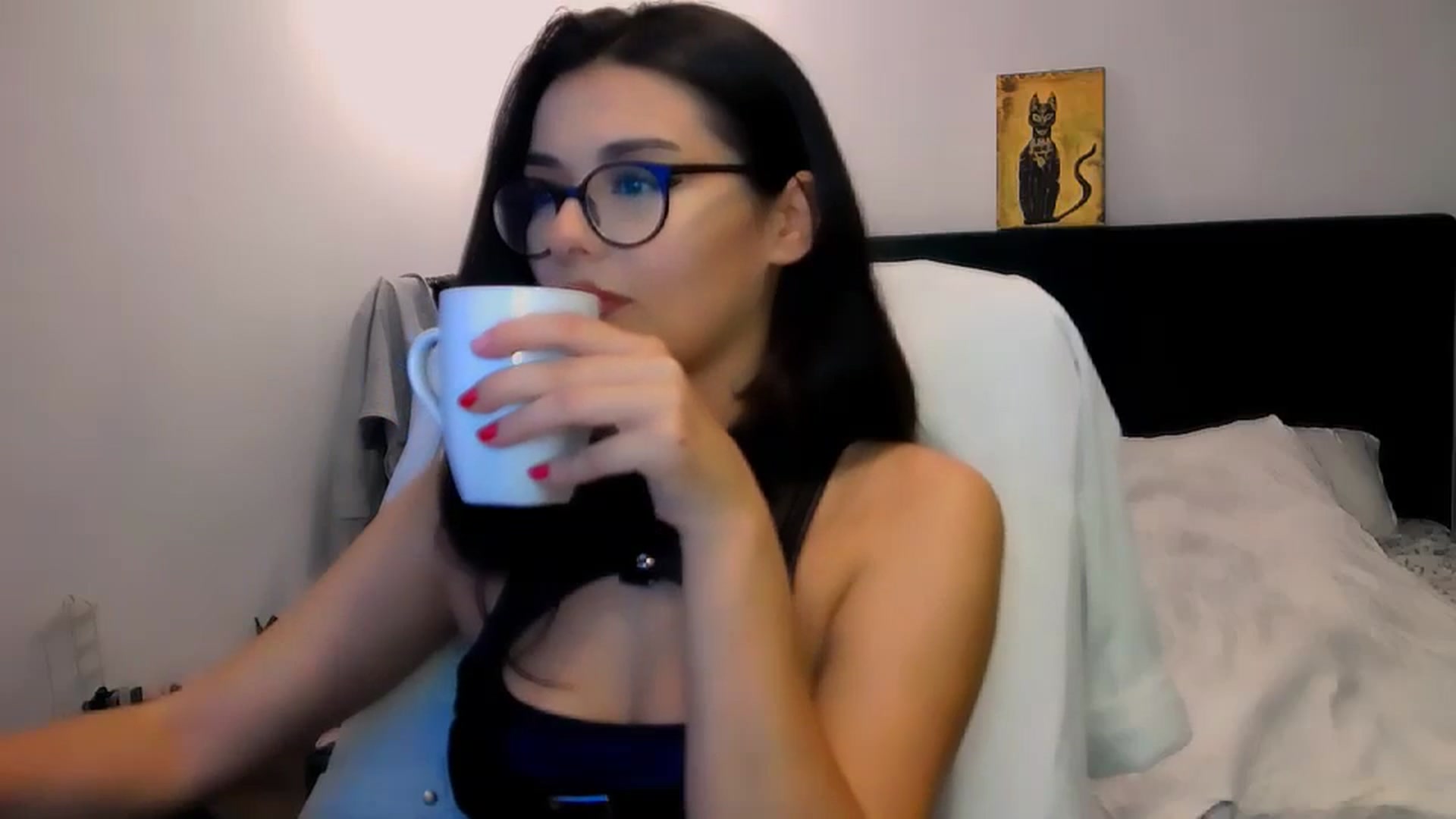 Gallery image thumbnail from Electra's myfreecams stream on, 08/08/2024, 23:21 image 6 of 20