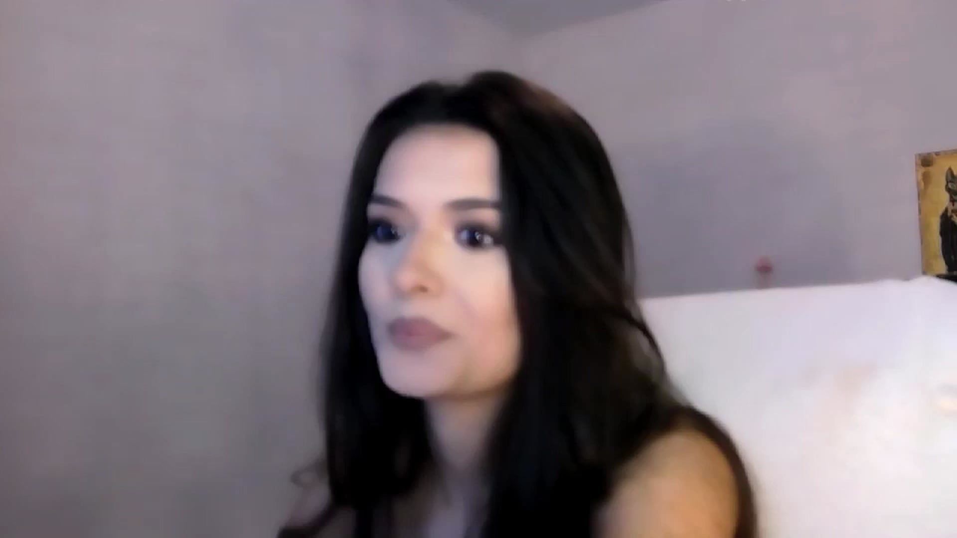 Gallery image thumbnail from Electra's myfreecams stream on, 10/15/2024, 23:38 image 17 of 20