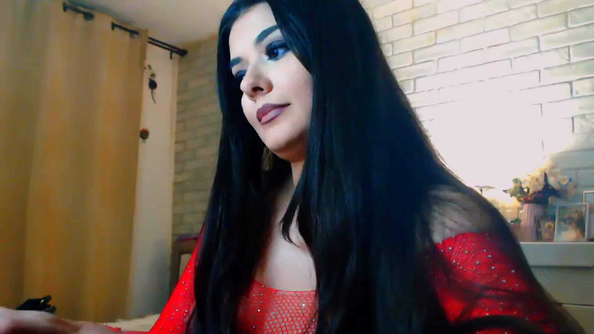 Gallery image thumbnail from Electra's myfreecams stream on, 12/09/2024, 22:00 image 14 of 20