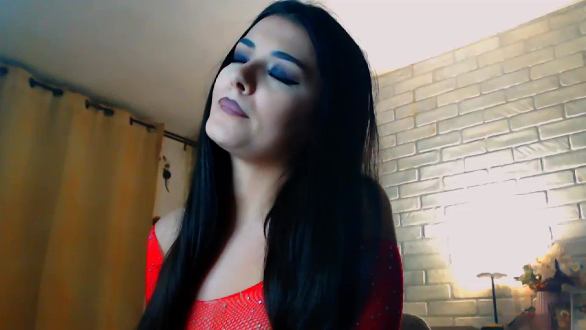 Gallery image thumbnail from Electra's myfreecams stream on, 12/09/2024, 22:27 image 11 of 20