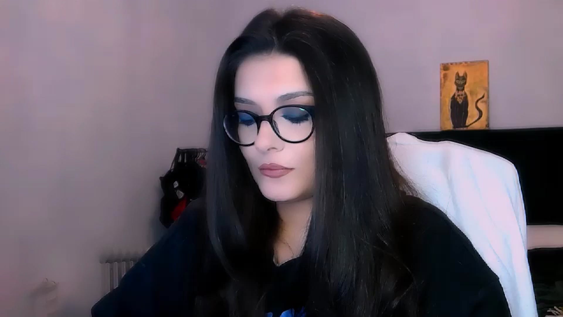 Gallery image thumbnail from Electra's myfreecams stream on, 01/02/2025, 23:12 image 16 of 20