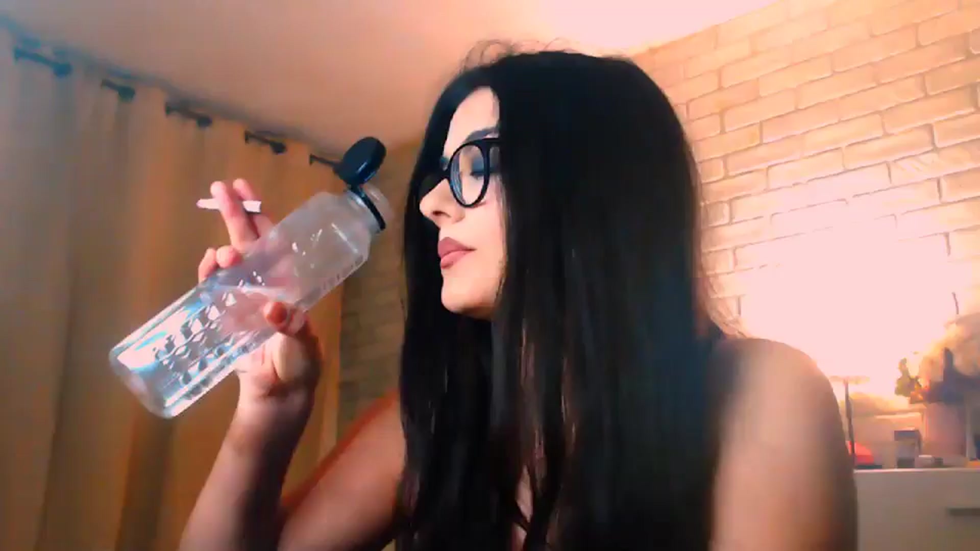 Gallery image thumbnail from Electra's myfreecams stream on, 02/28/2025, 23:54 image 14 of 20