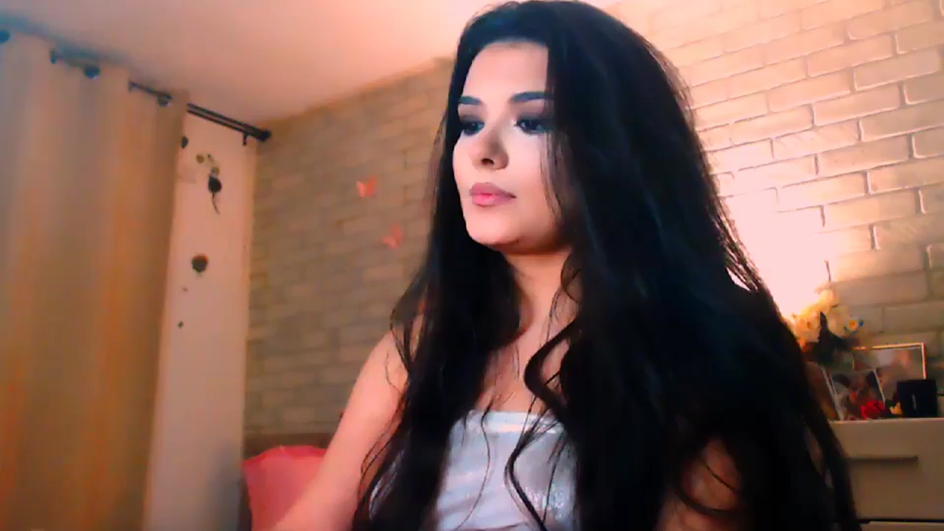 Gallery image thumbnail from Electra's myfreecams stream on, 03/16/2025, 23:13 image 11 of 20