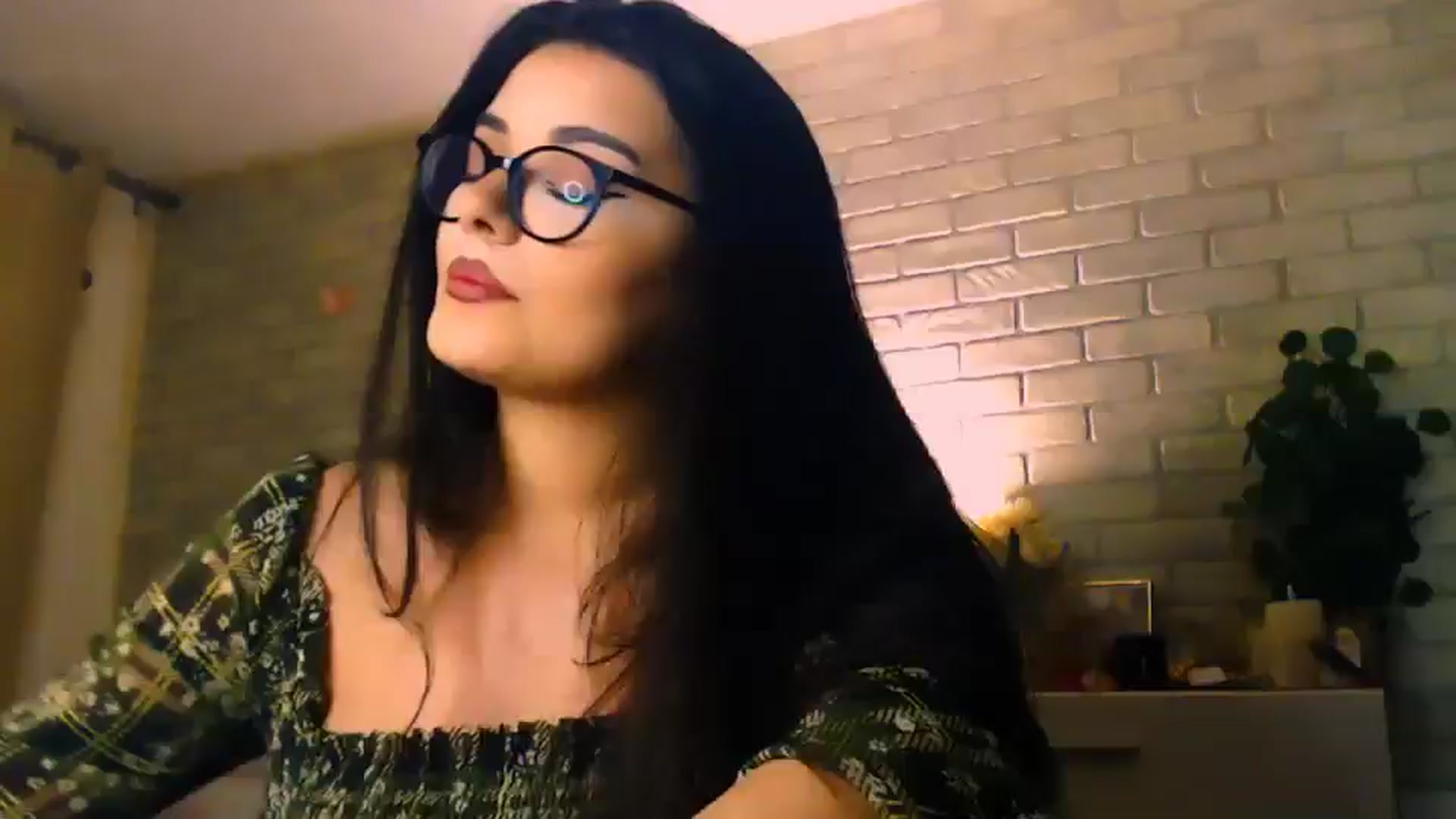 Gallery image thumbnail from Electra's myfreecams stream on, 03/23/2025, 23:52 image 20 of 20