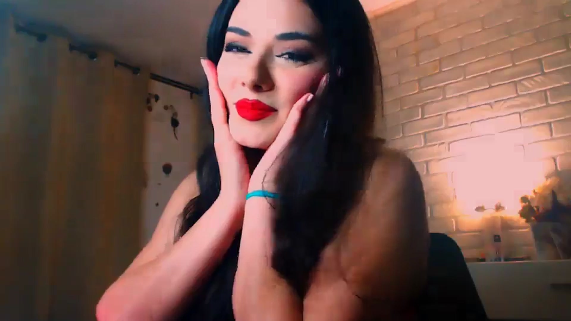 Gallery image thumbnail from Electra's myfreecams stream on, 03/27/2025, 23:53 image 17 of 20