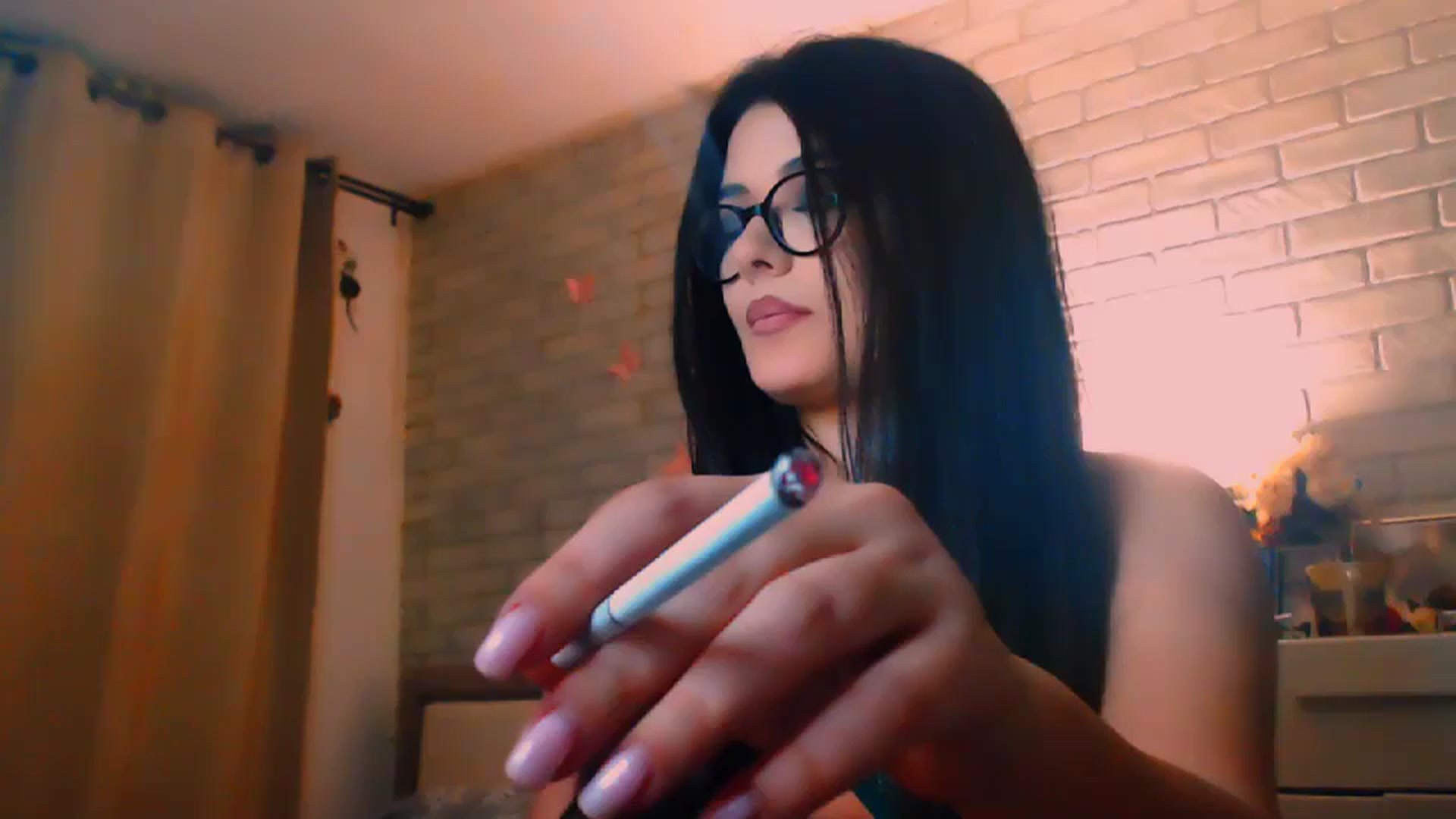 Gallery image thumbnail from Electra's myfreecams stream on, 04/17/2025, 22:52 image 13 of 20
