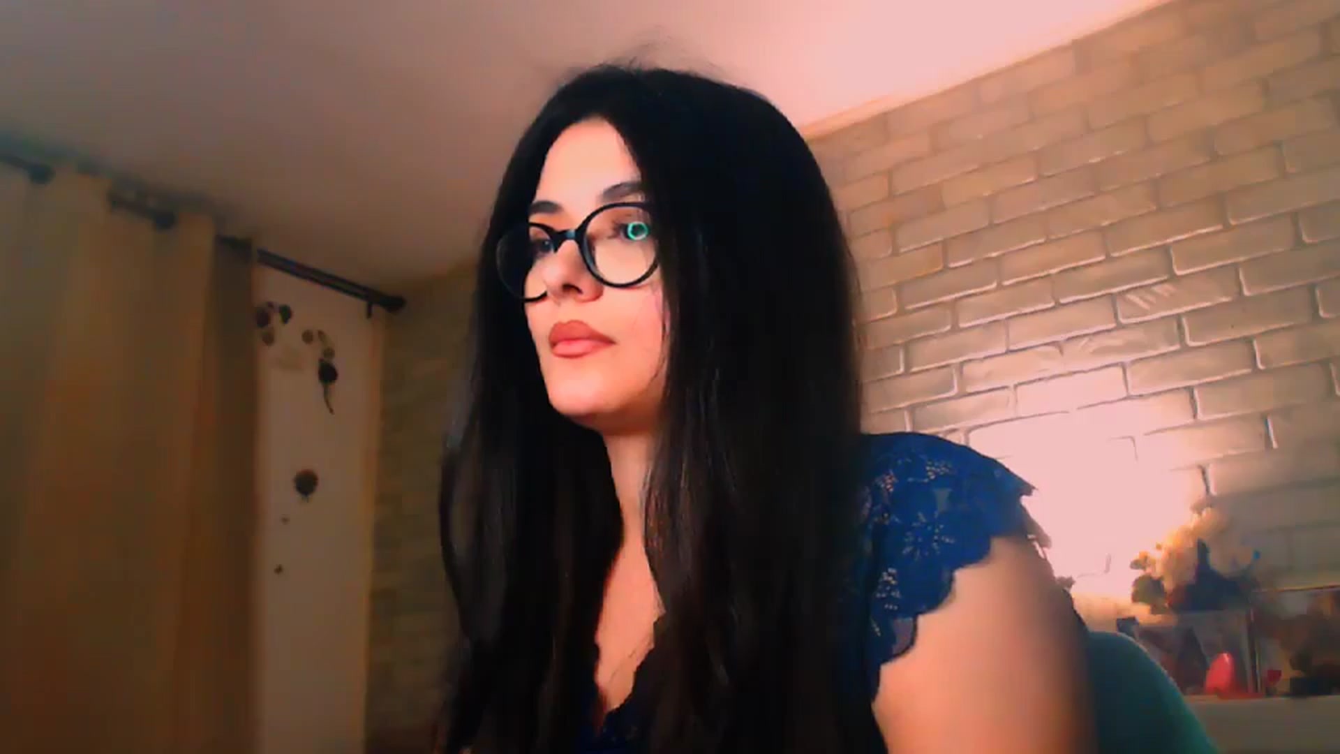 Gallery image thumbnail from Electra's myfreecams stream on, 04/28/2025, 22:41 image 20 of 20