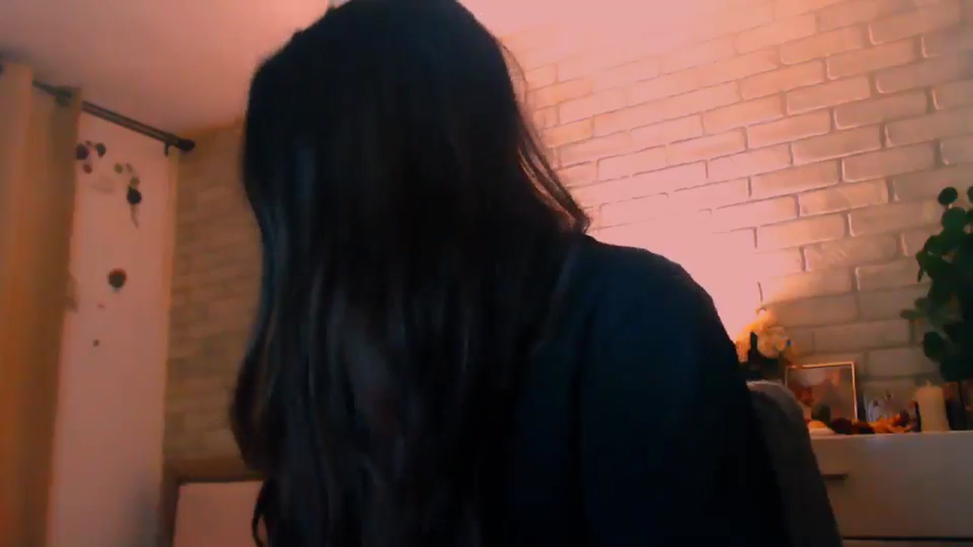 Gallery image thumbnail from Electra's myfreecams stream on, 05/04/2025, 22:32 image 16 of 20