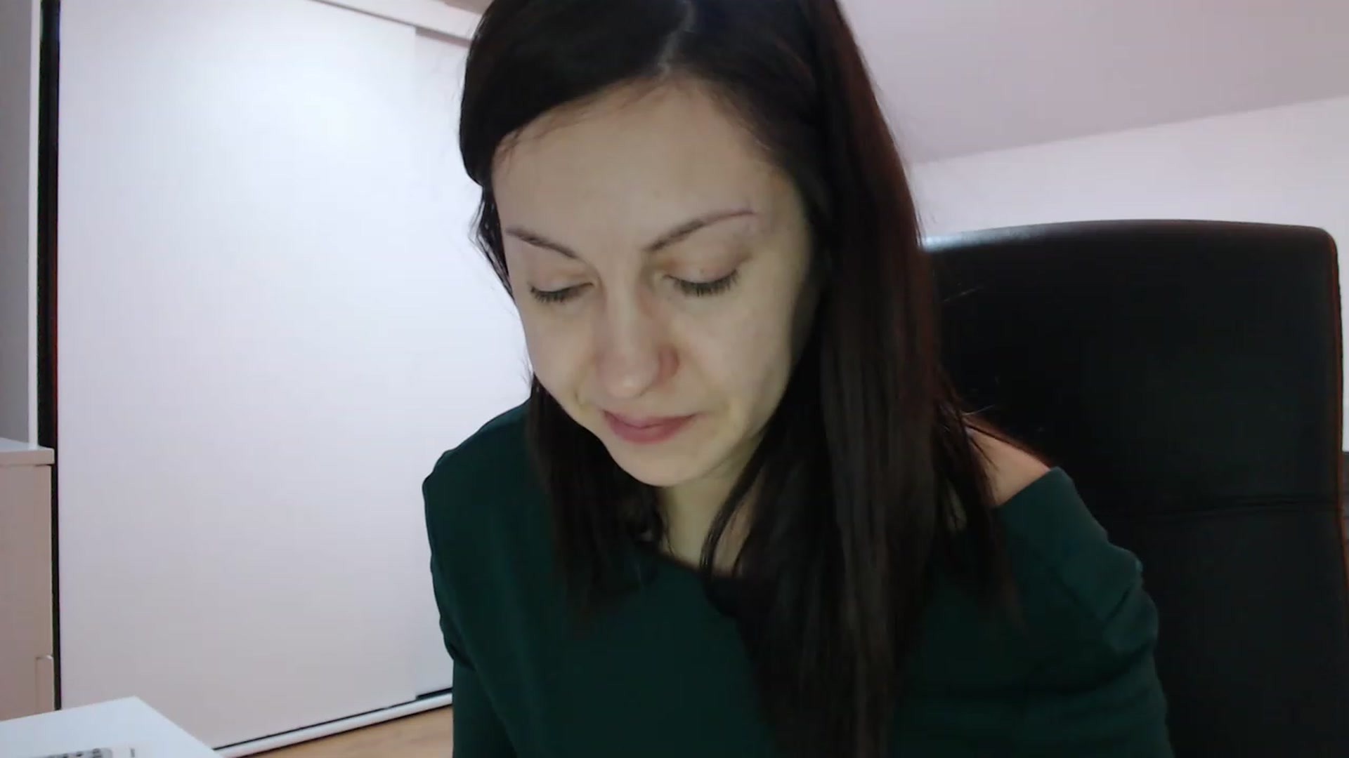 Gallery image thumbnail from ElectricWoman's myfreecams stream on, 12/05/2022, 07:59 image 16 of 20