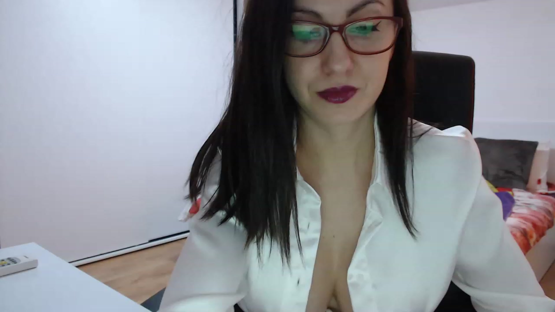 Gallery image thumbnail from ElectricWoman's myfreecams stream on, 12/05/2022, 11:51 image 5 of 20
