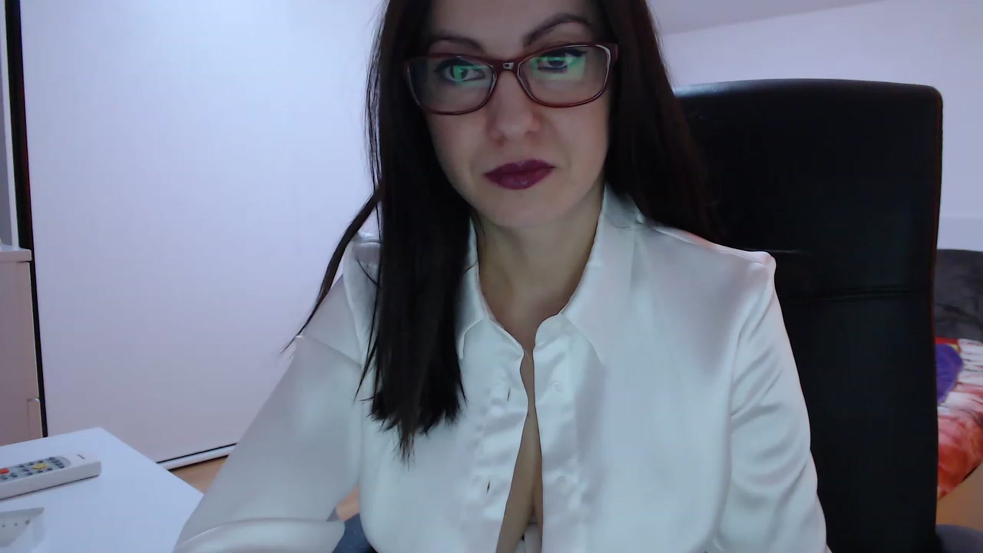 Gallery image thumbnail from ElectricWoman's myfreecams stream on, 12/05/2022, 11:51 image 16 of 20