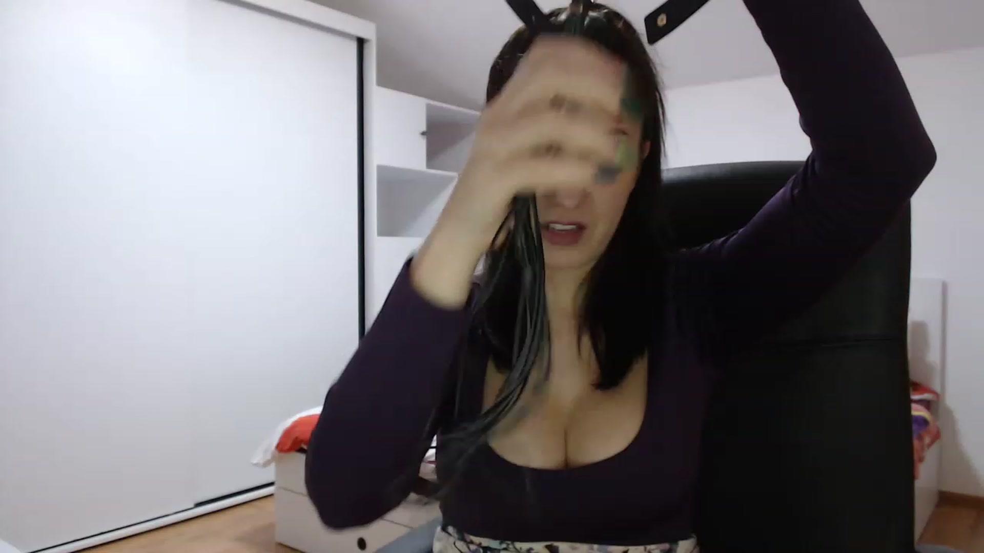 Gallery image thumbnail from ElectricWoman's myfreecams stream on, 12/06/2022, 14:39 image 12 of 20