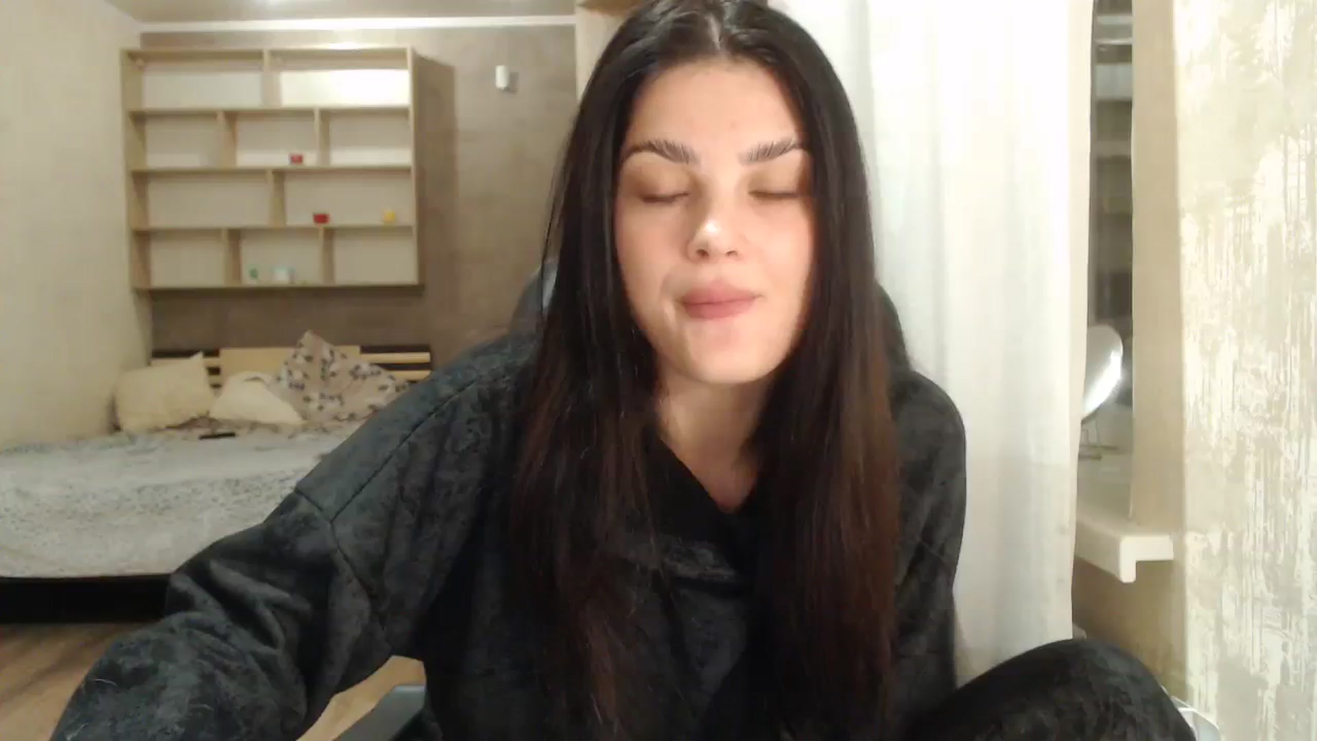 Gallery image thumbnail from Elegancee's myfreecams stream on, 11/27/2023, 20:52 image 5 of 20