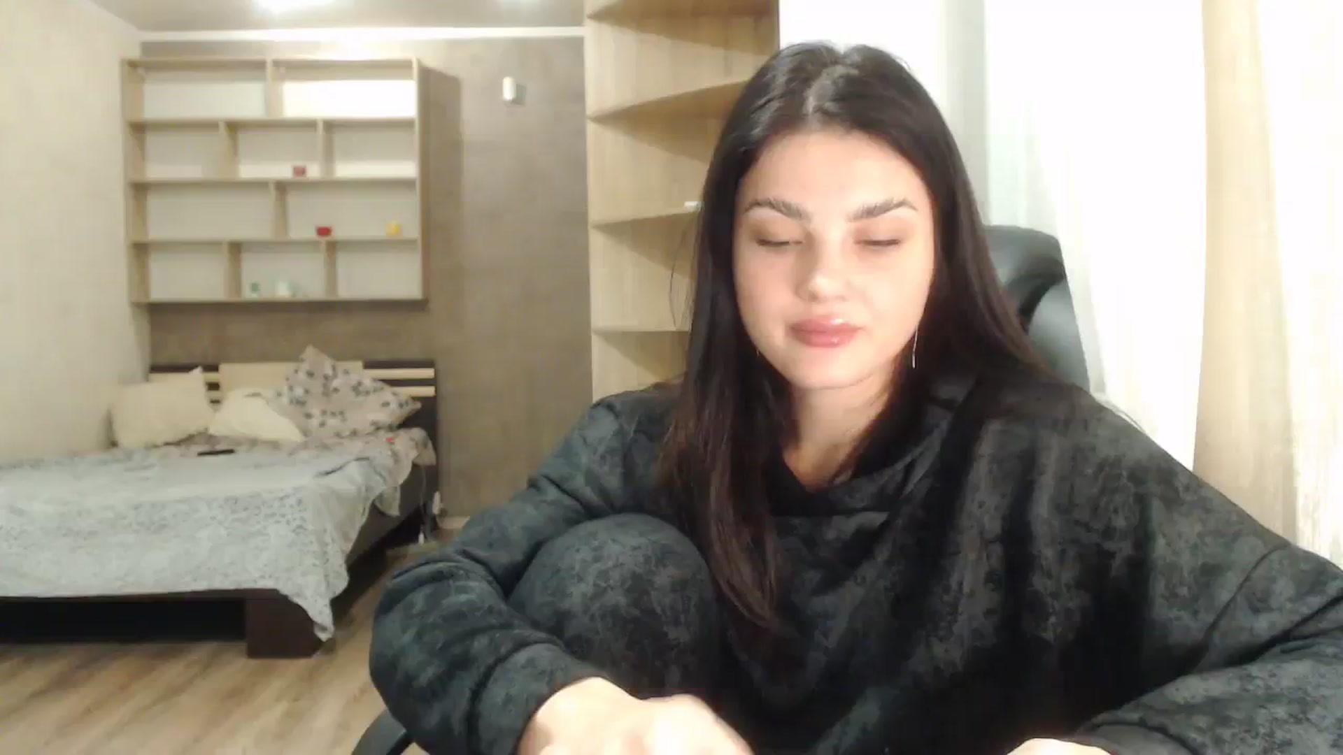 Gallery image thumbnail from Elegancee's myfreecams stream on, 11/27/2023, 20:52 image 17 of 20