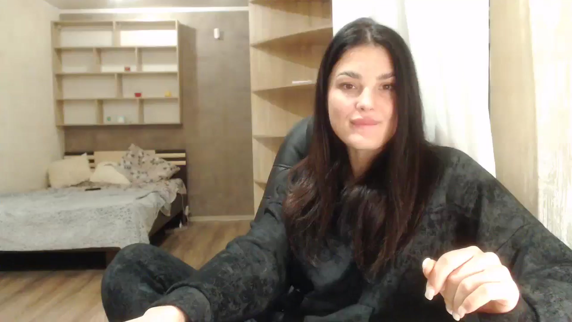 Gallery image thumbnail from Elegancee's myfreecams stream on, 11/27/2023, 20:52 image 10 of 20