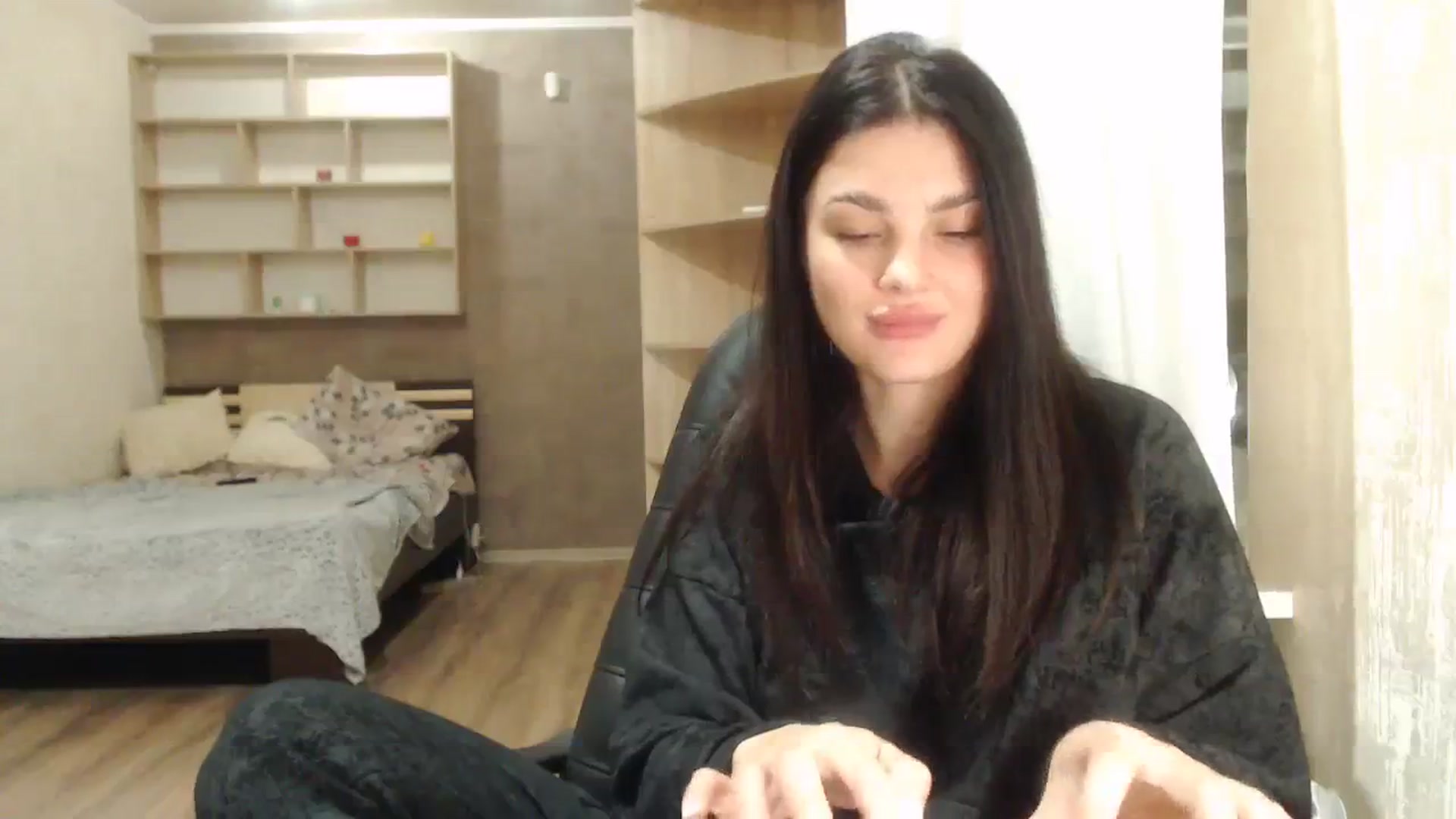 Gallery image thumbnail from Elegancee's myfreecams stream on, 11/27/2023, 20:52 image 12 of 20
