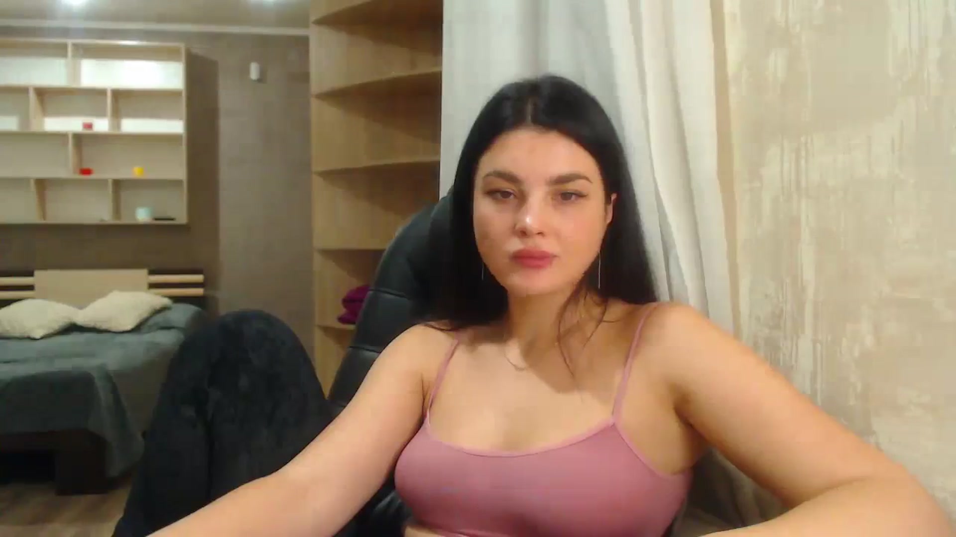 Gallery image thumbnail from Elegancee's myfreecams stream on, 12/10/2023, 20:29 image 16 of 20