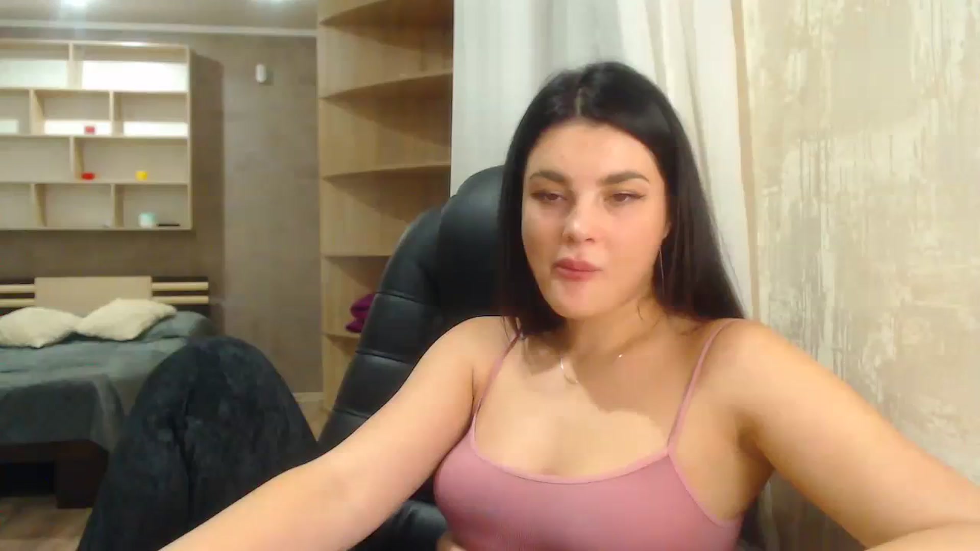 Gallery image thumbnail from Elegancee's myfreecams stream on, 12/10/2023, 20:29 image 9 of 20