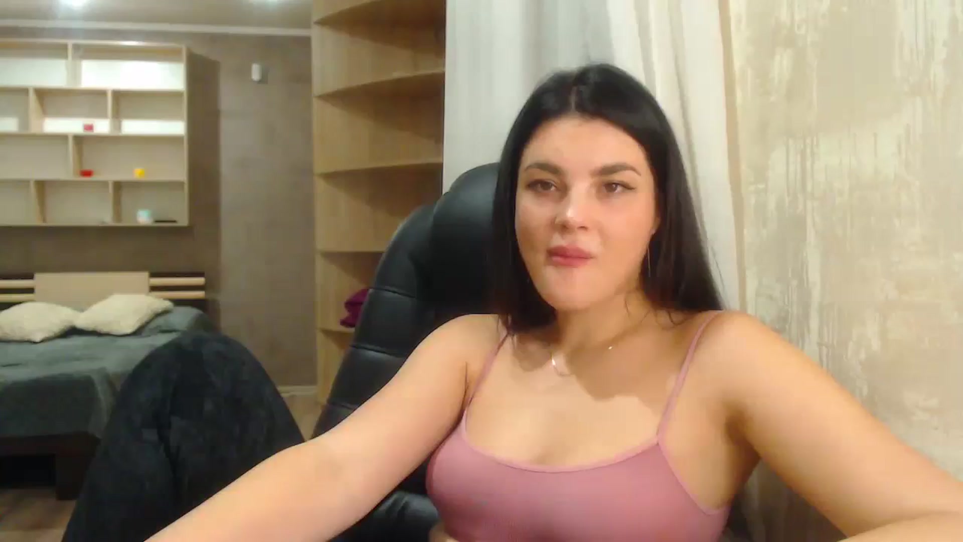 Gallery image thumbnail from Elegancee's myfreecams stream on, 12/10/2023, 20:29 image 10 of 20