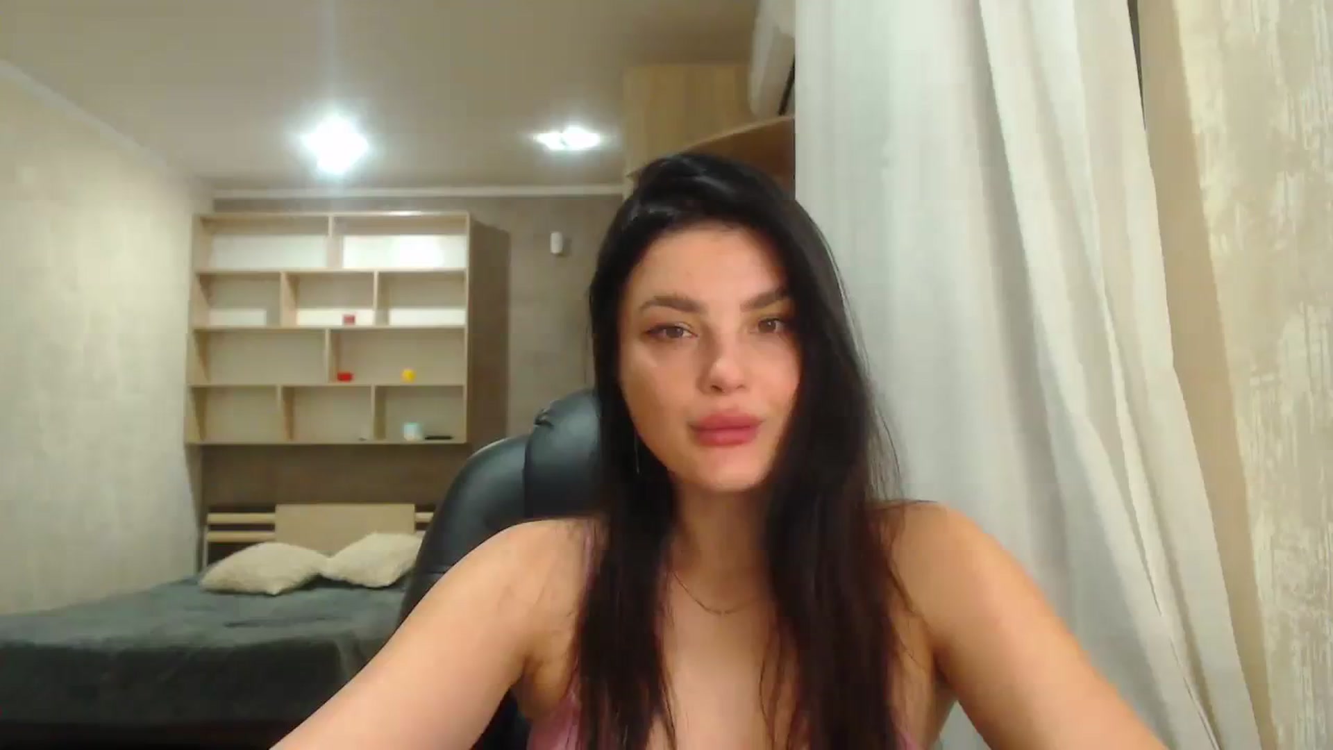Gallery image thumbnail from Elegancee's myfreecams stream on, 12/10/2023, 20:29 image 3 of 20