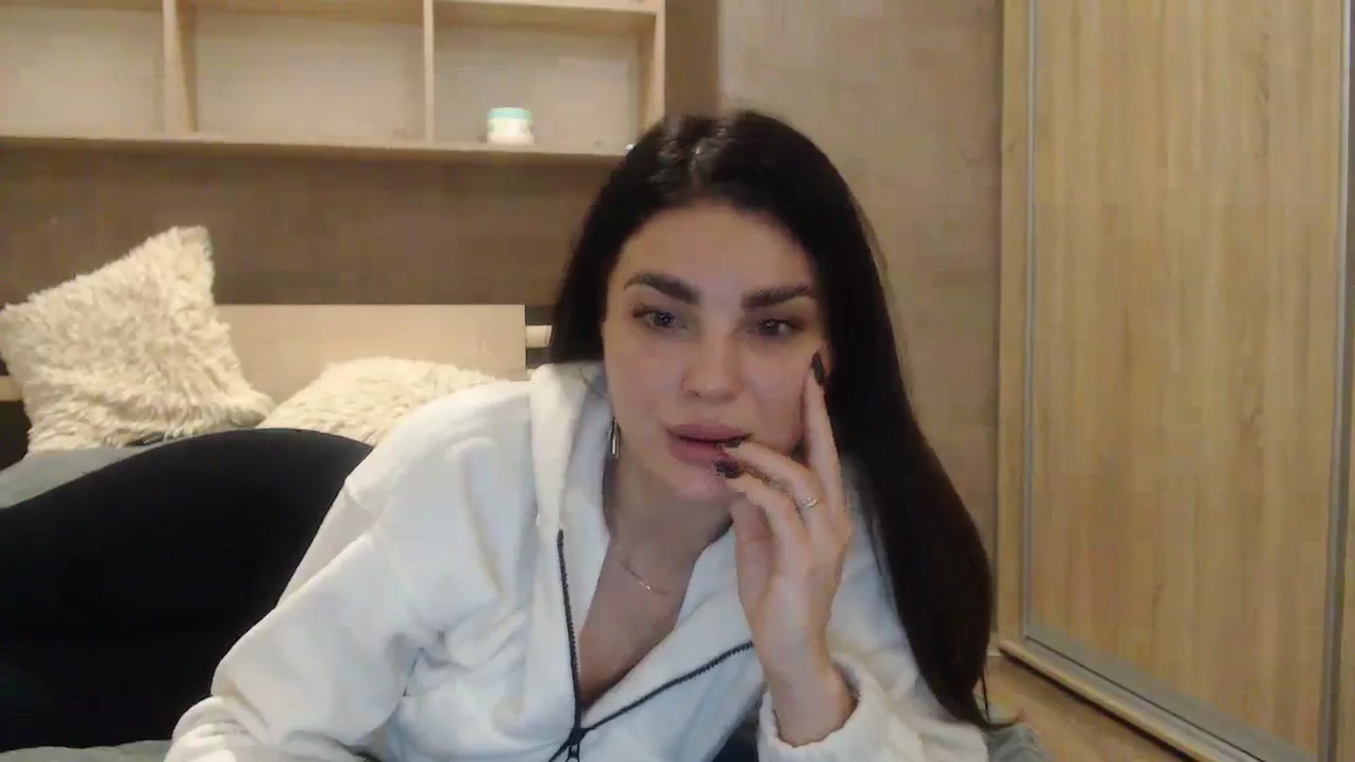 Gallery image thumbnail from Elegancee's myfreecams stream on, 12/16/2023, 17:38 image 2 of 20