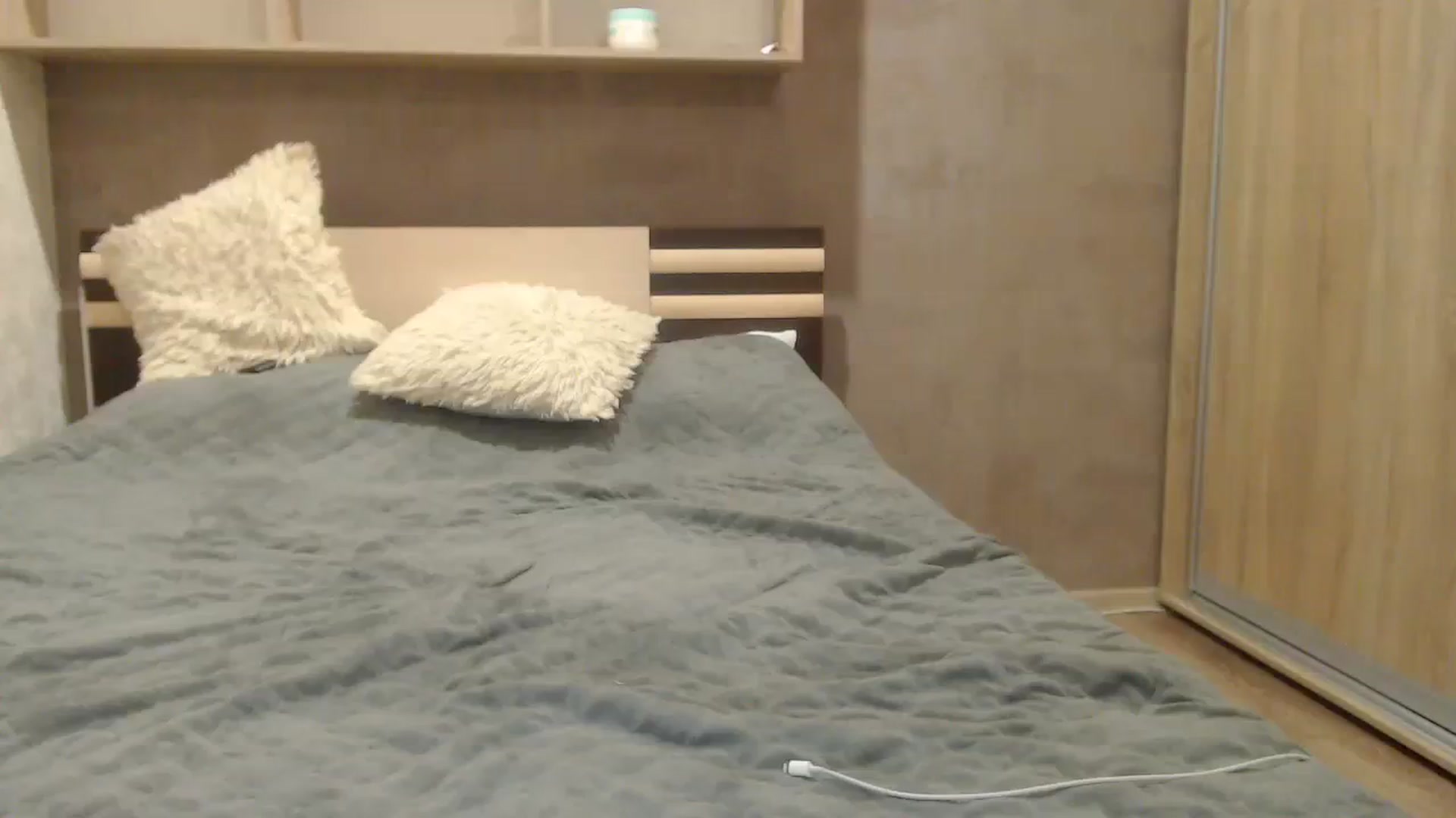 Gallery image thumbnail from Elegancee's myfreecams stream on, 12/16/2023, 17:38 image 8 of 20