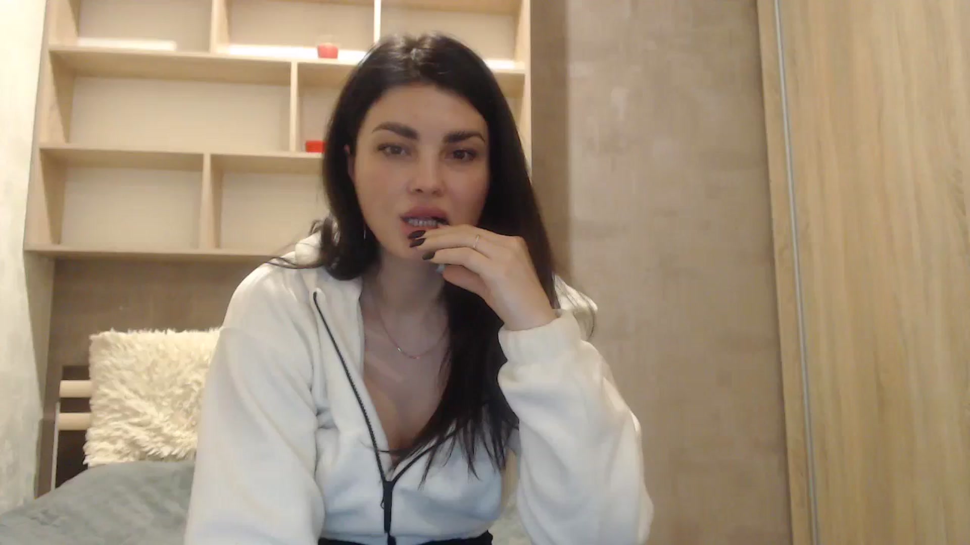 Gallery image thumbnail from Elegancee's myfreecams stream on, 12/16/2023, 17:51 image 4 of 20