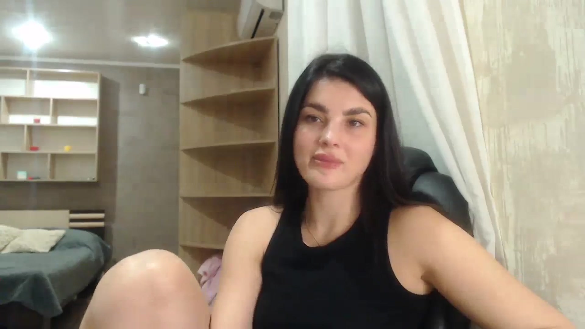 Gallery image thumbnail from Elegancee's myfreecams stream on, 12/25/2023, 22:24 image 7 of 20