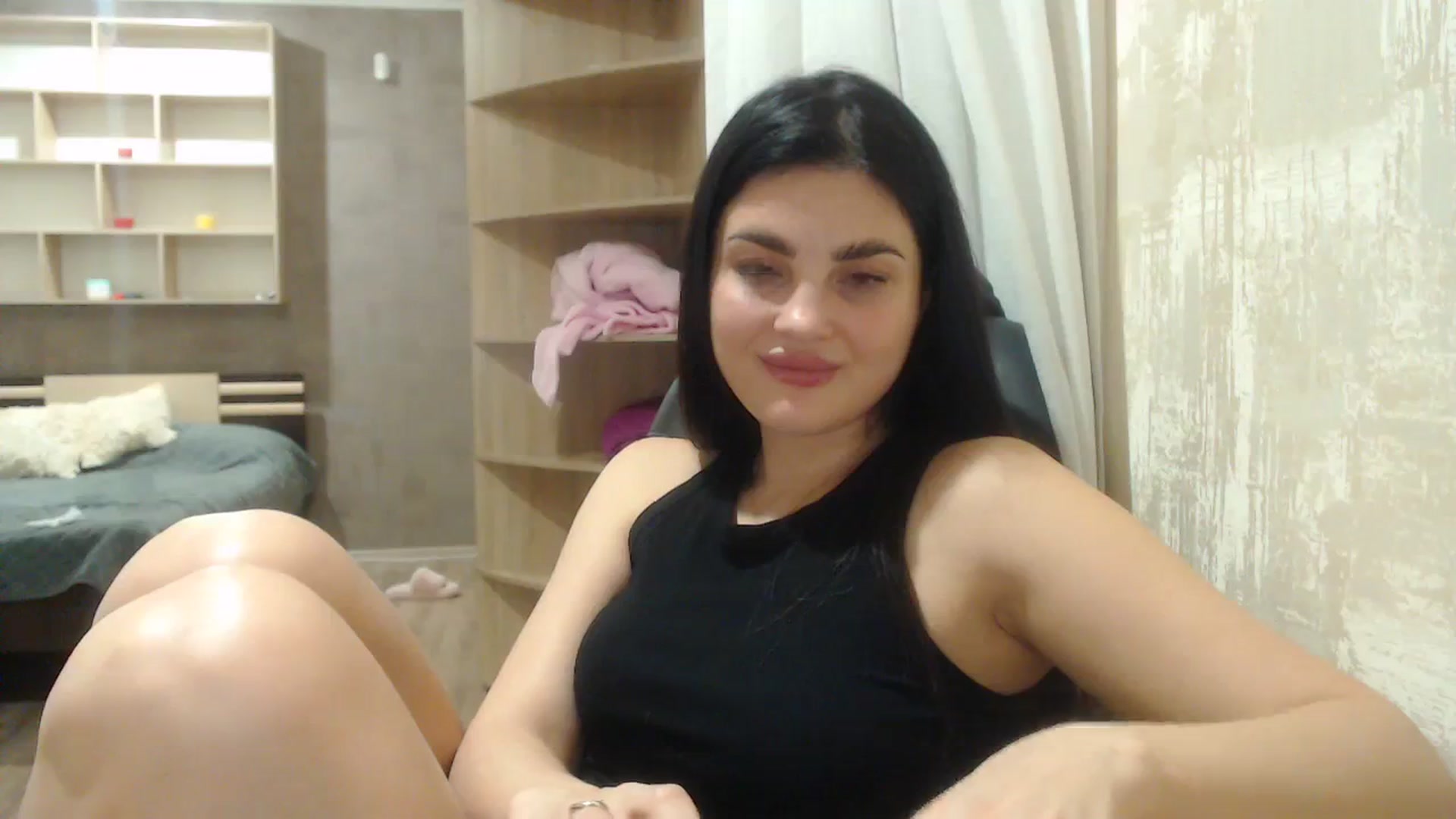 Gallery image thumbnail from Elegancee's myfreecams stream on, 12/25/2023, 23:45 image 7 of 20