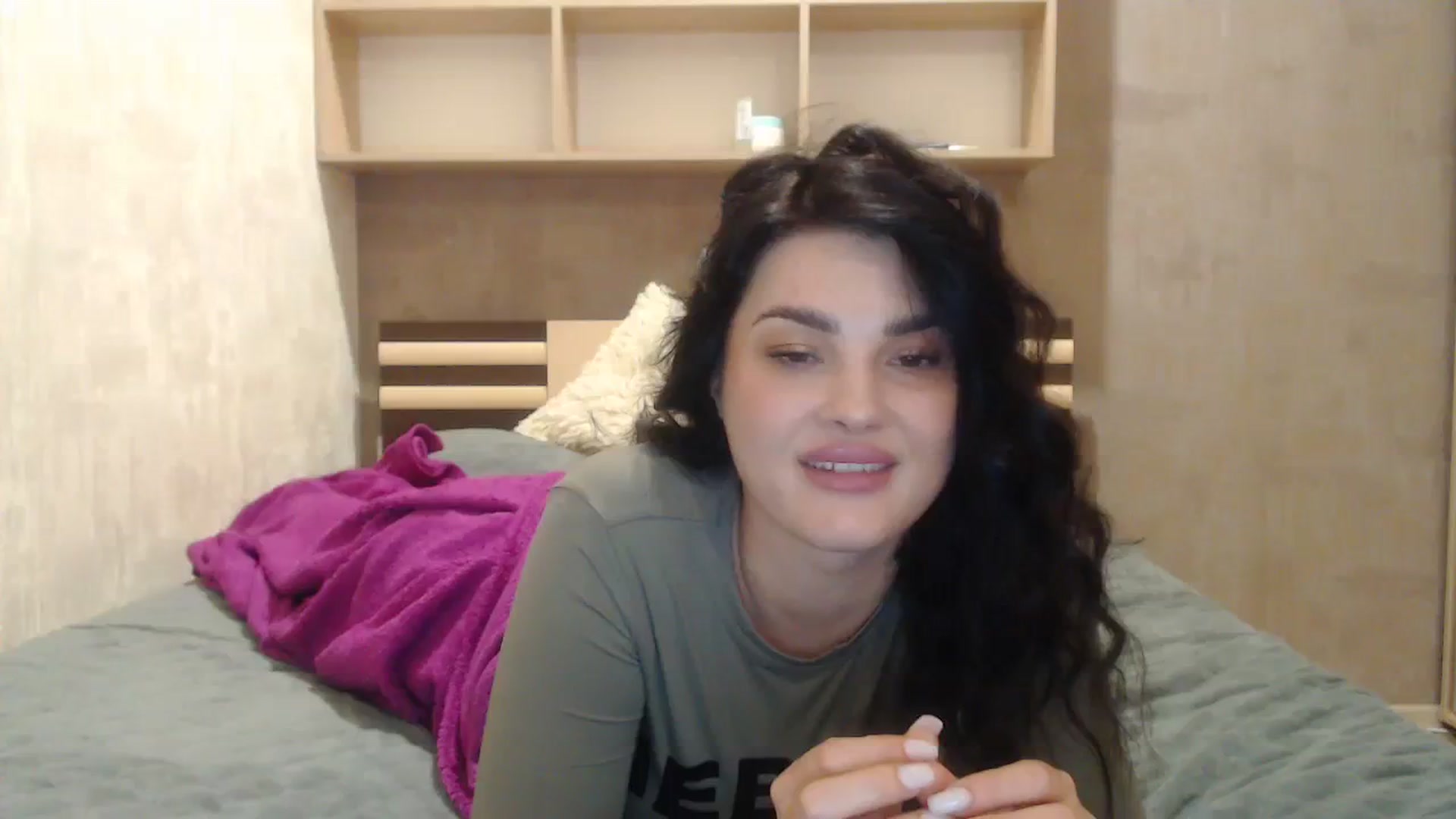 Gallery image thumbnail from Elegancee's myfreecams stream on, 02/03/2024, 17:16 image 1 of 20