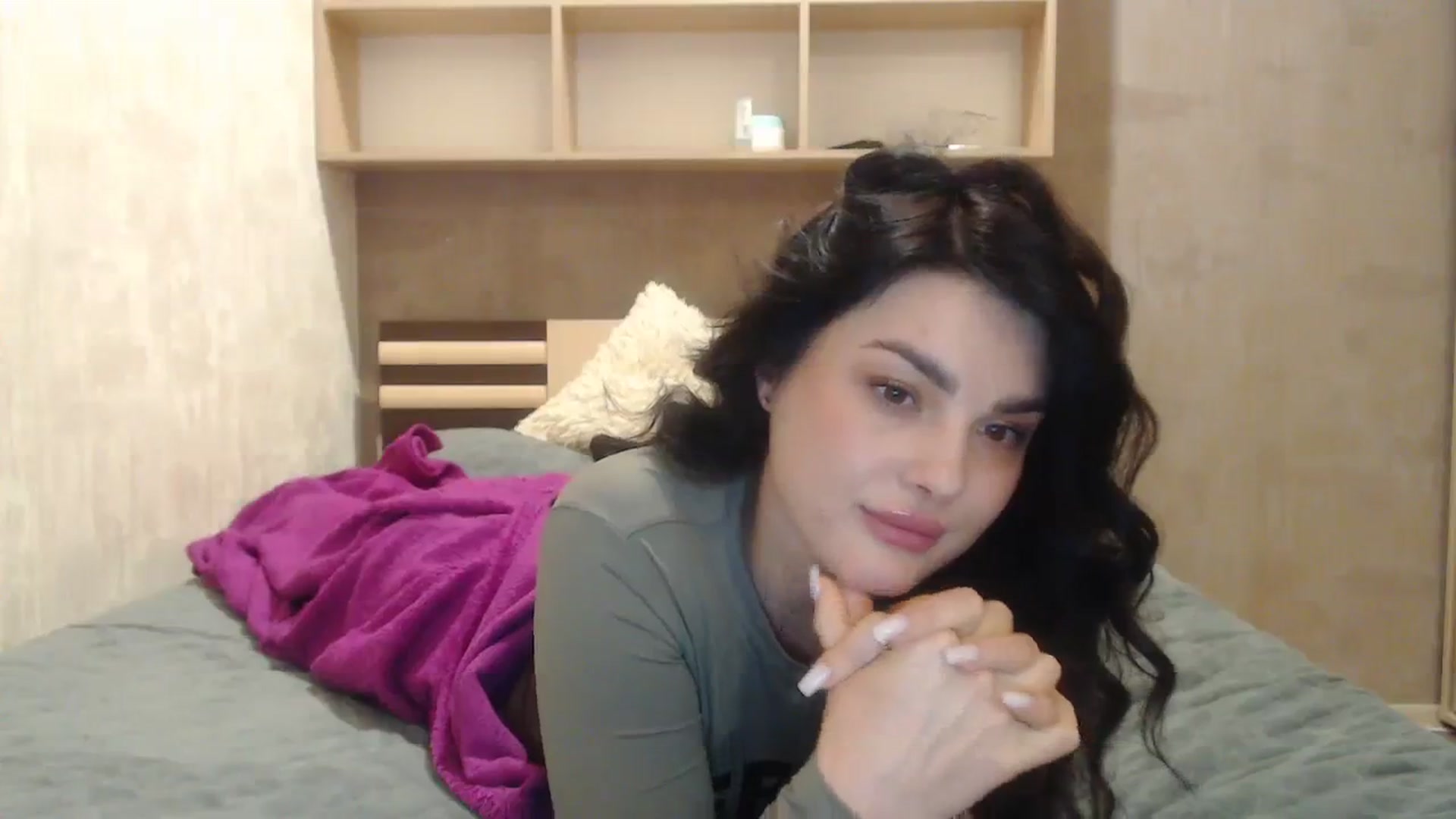 Gallery image thumbnail from Elegancee's myfreecams stream on, 02/03/2024, 17:16 image 2 of 20