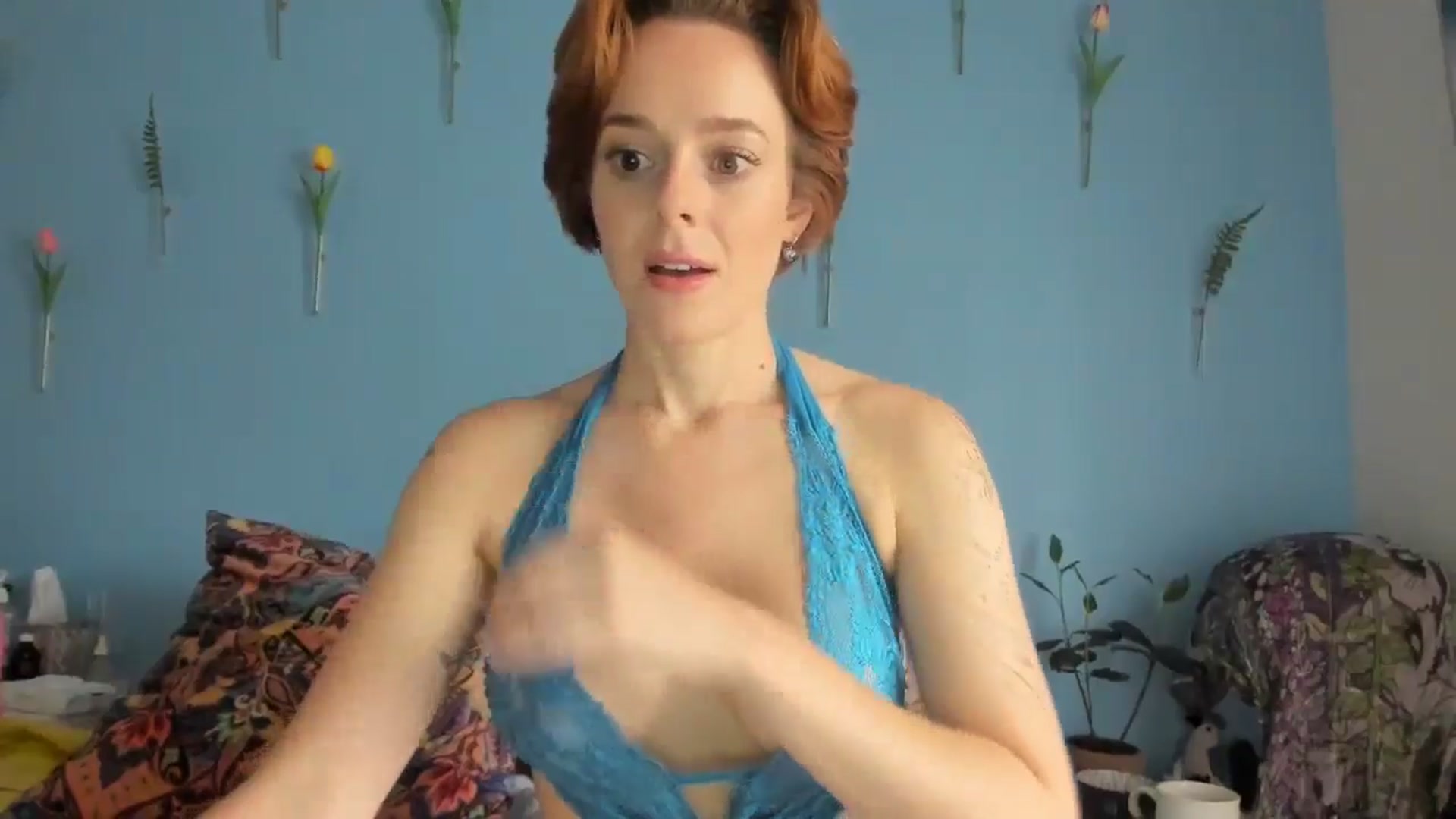 Gallery image thumbnail from ElegantGamine's myfreecams stream on, 08/05/2024, 22:13 image 13 of 20