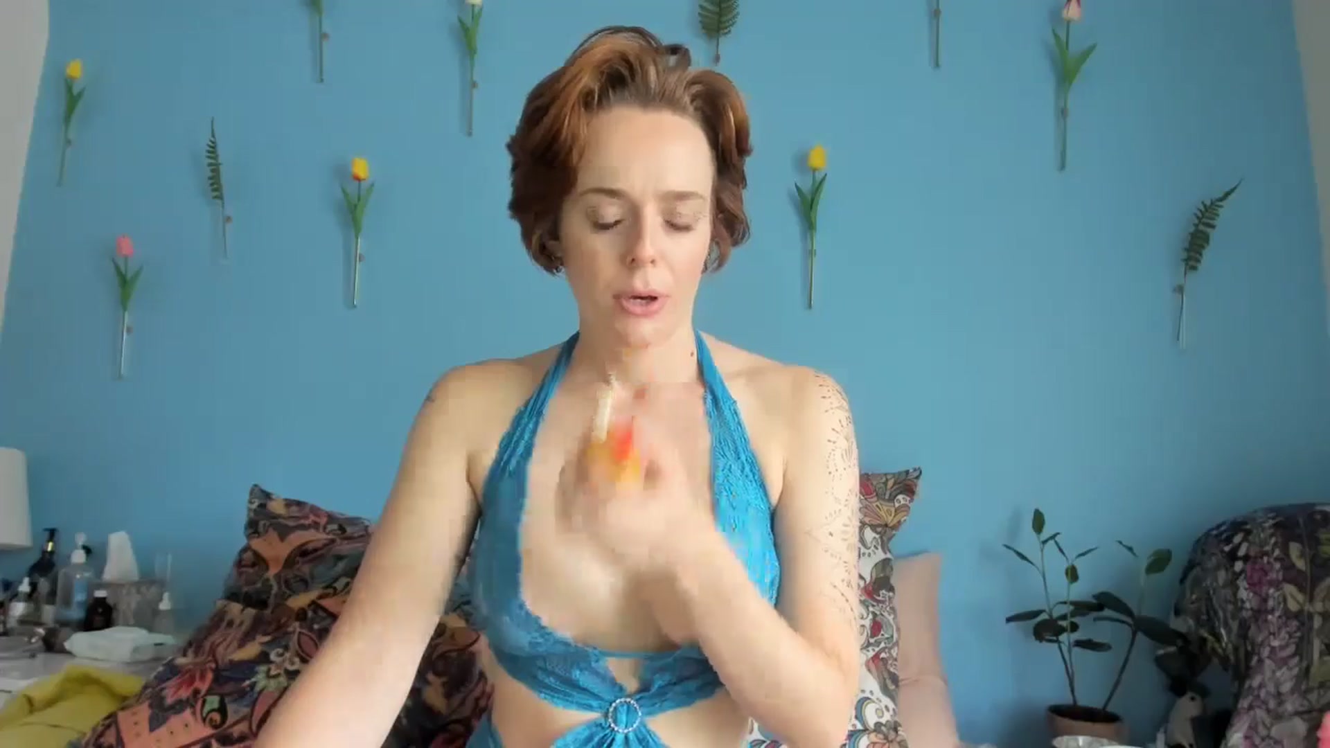 Gallery image thumbnail from ElegantGamine's myfreecams stream on, 08/05/2024, 23:44 image 8 of 20