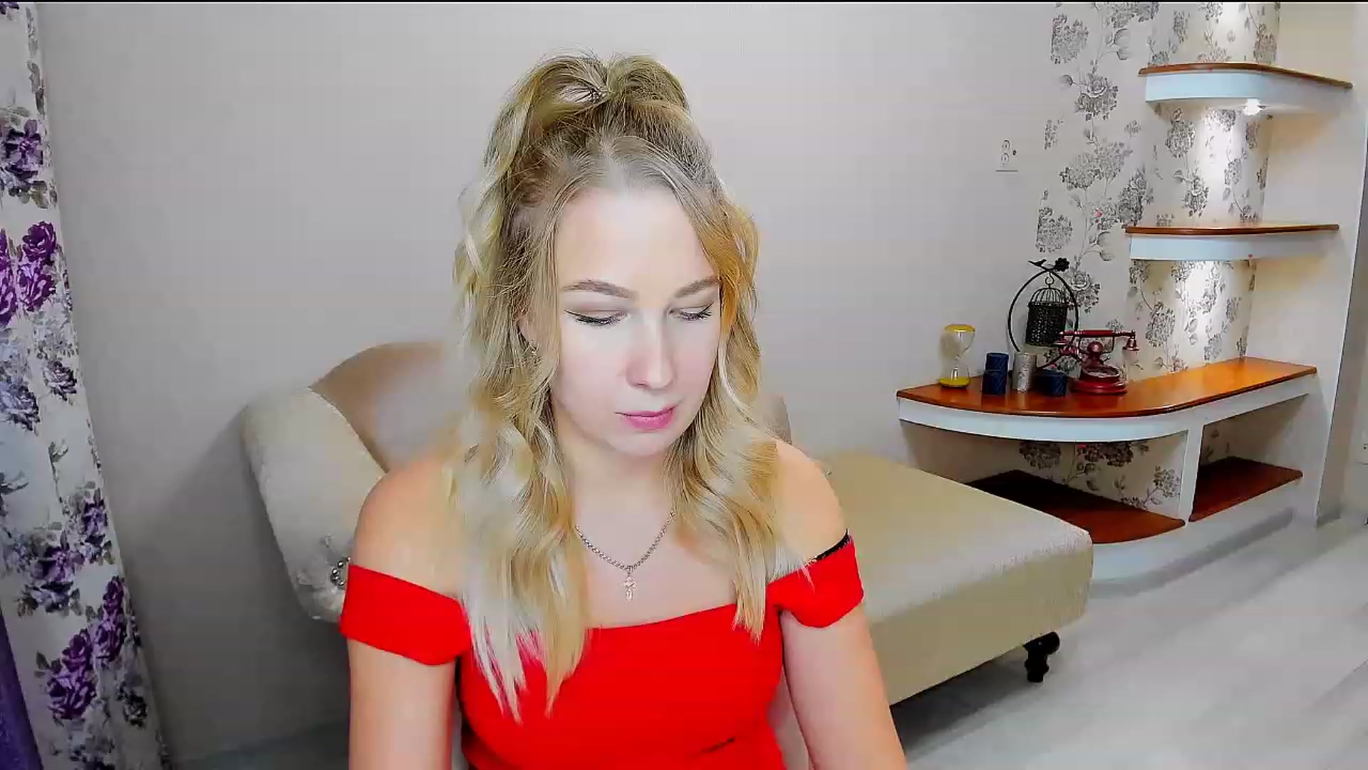 Gallery image thumbnail from ElegantLook's myfreecams stream on, 12/01/2022, 09:53 image 13 of 20