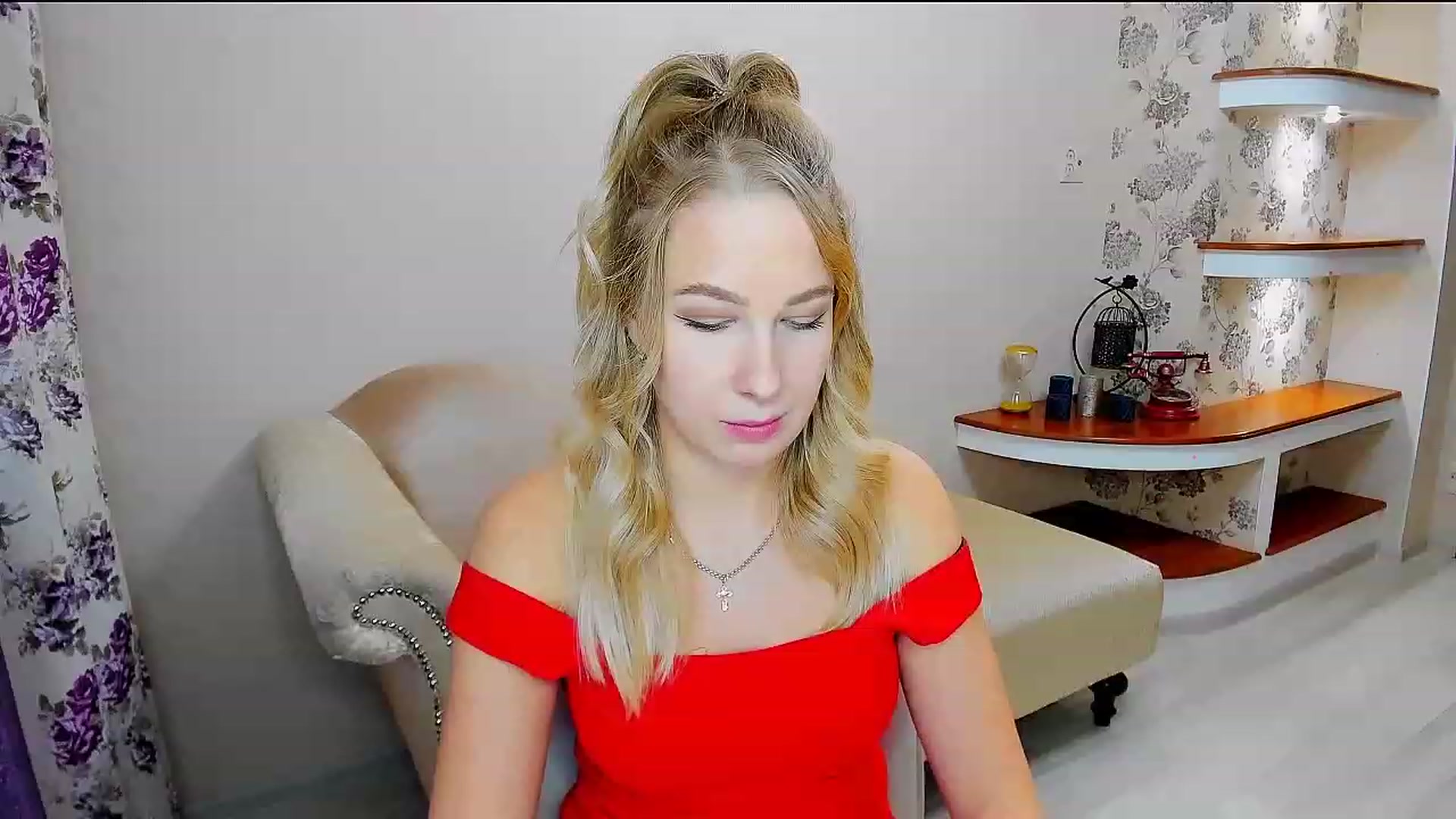 Gallery image thumbnail from ElegantLook's myfreecams stream on, 12/01/2022, 09:53 image 6 of 20
