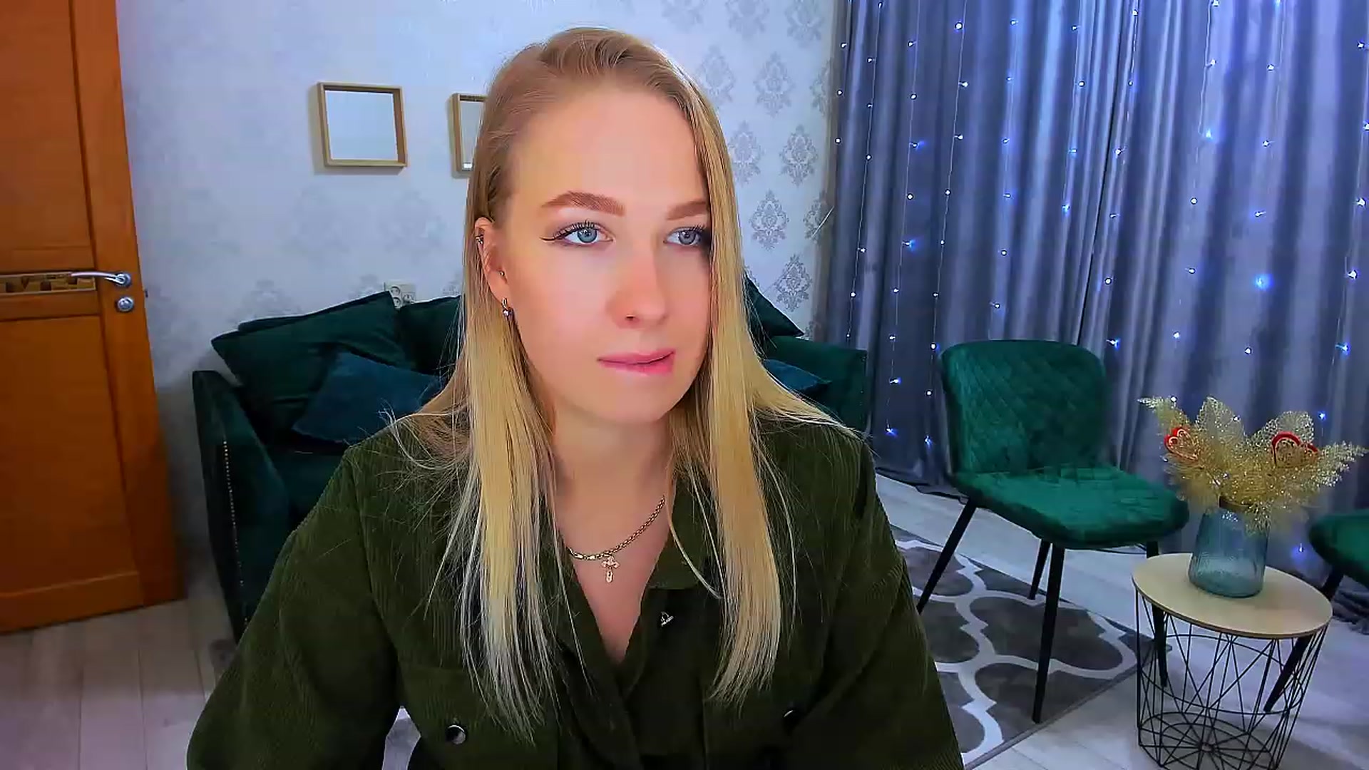 Gallery image thumbnail from ElegantLook's myfreecams stream on, 12/02/2022, 09:18 image 20 of 20