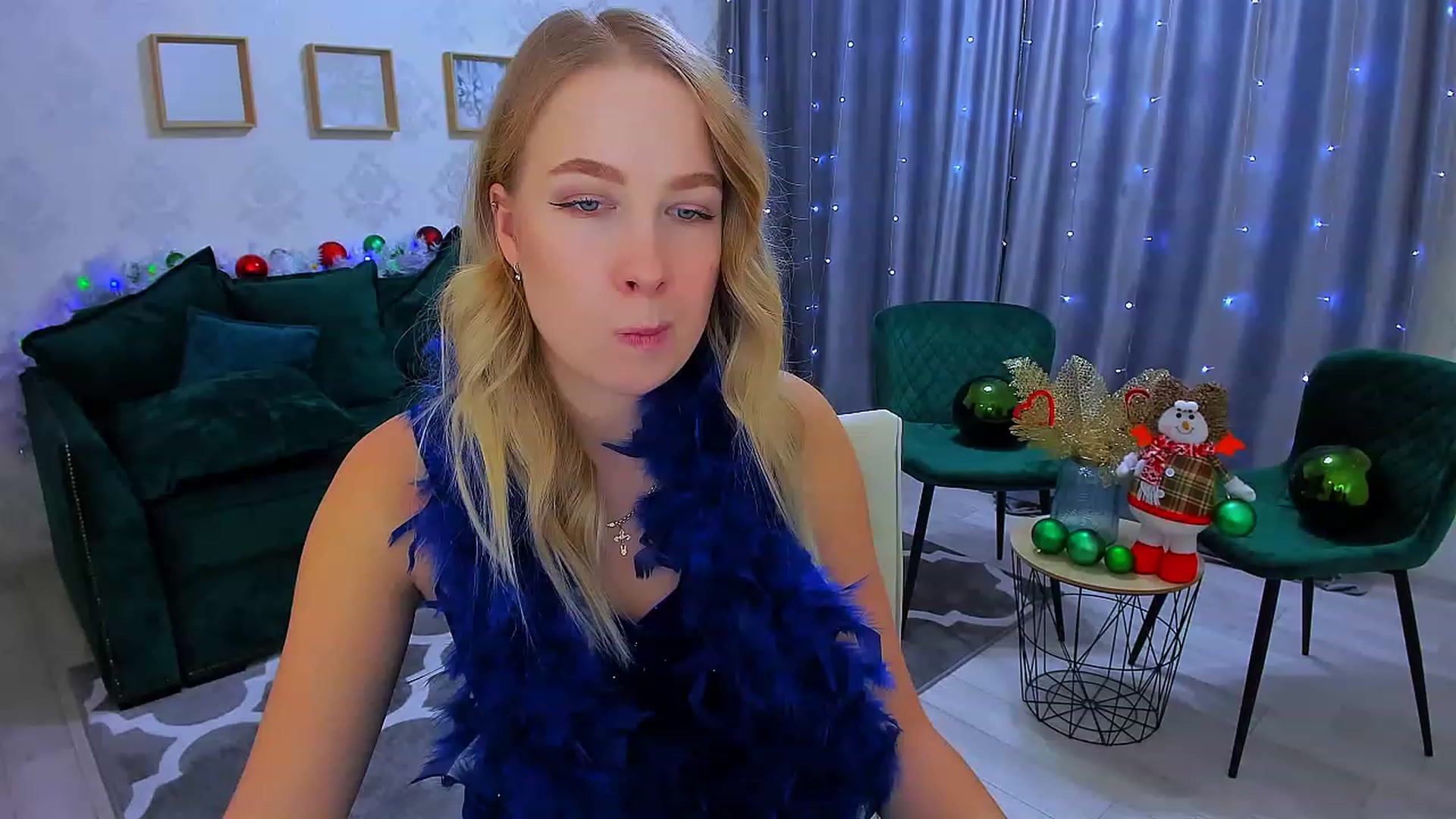 Gallery image thumbnail from ElegantLook's myfreecams stream on, 12/09/2022, 08:28 image 13 of 20
