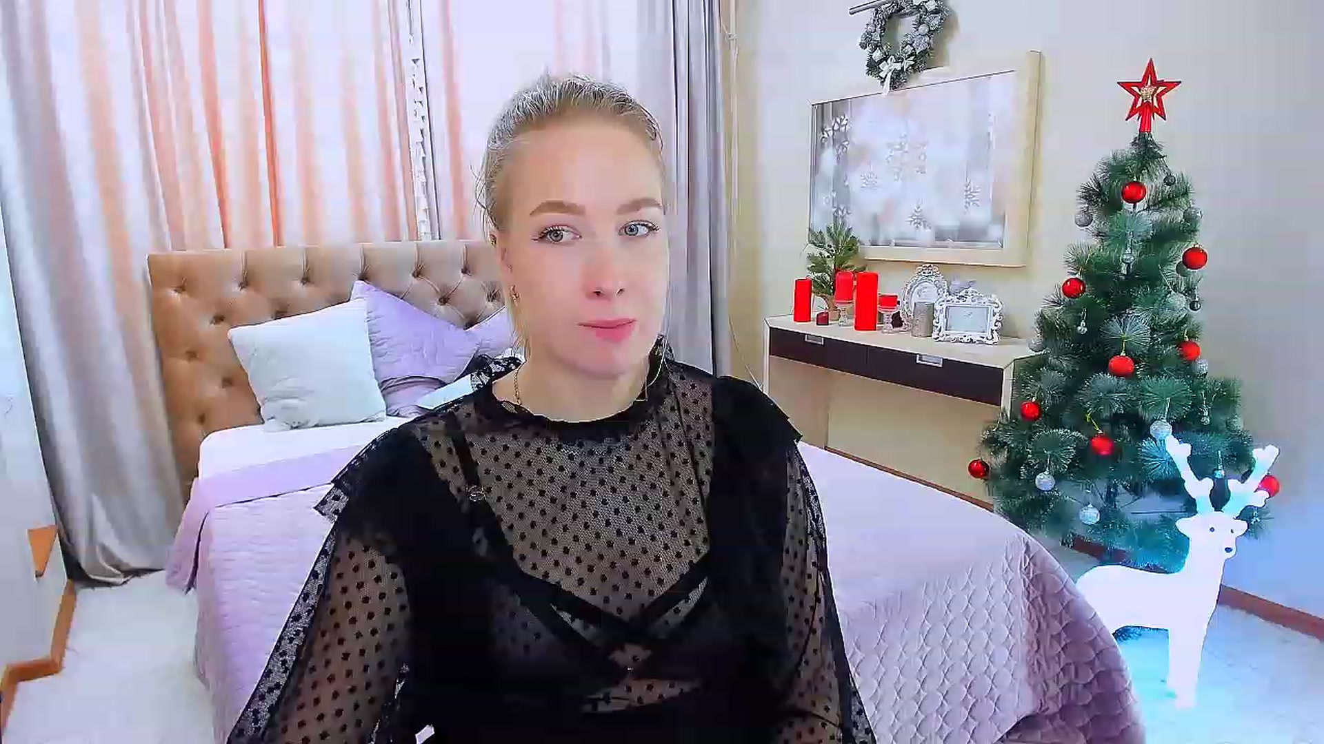 Gallery image thumbnail from ElegantLook's myfreecams stream on, 12/12/2022, 07:17 image 17 of 20