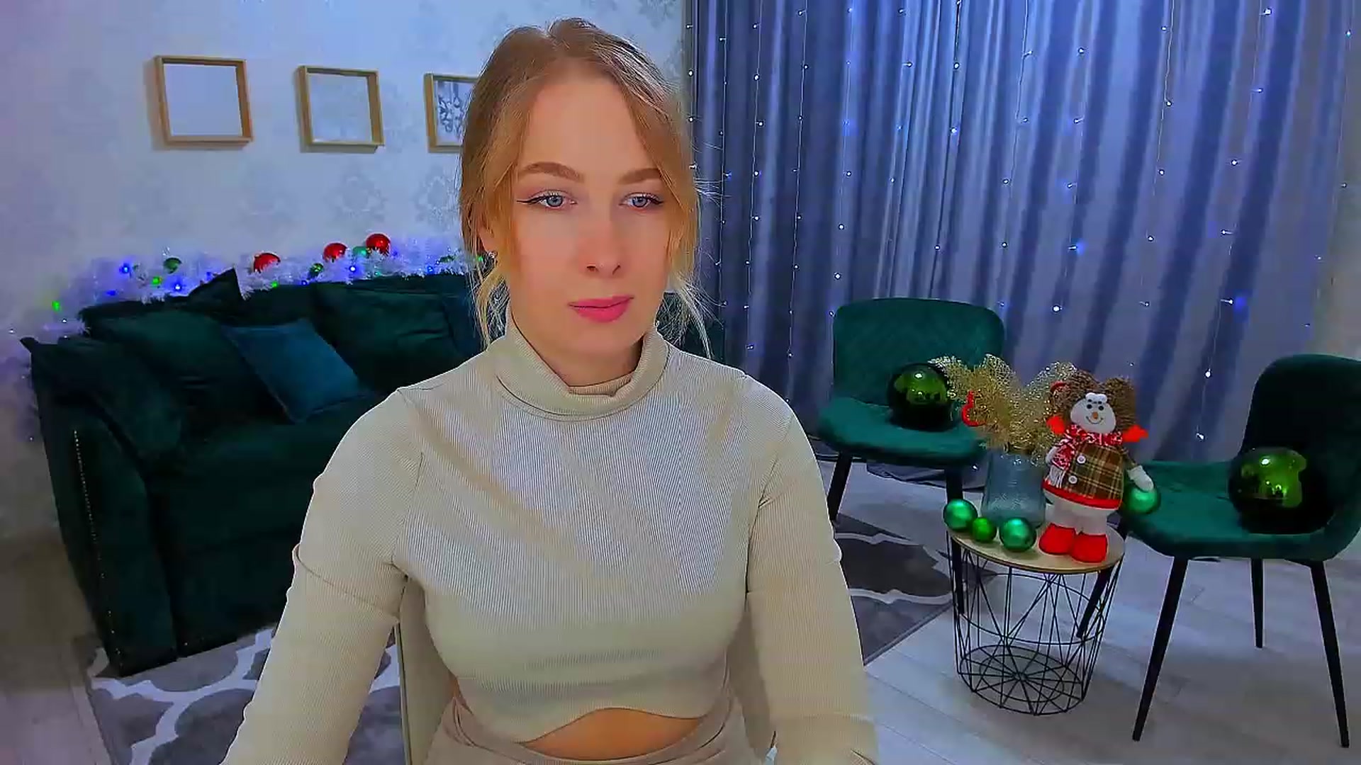 Gallery image thumbnail from ElegantLook's myfreecams stream on, 12/20/2022, 07:09 image 13 of 20