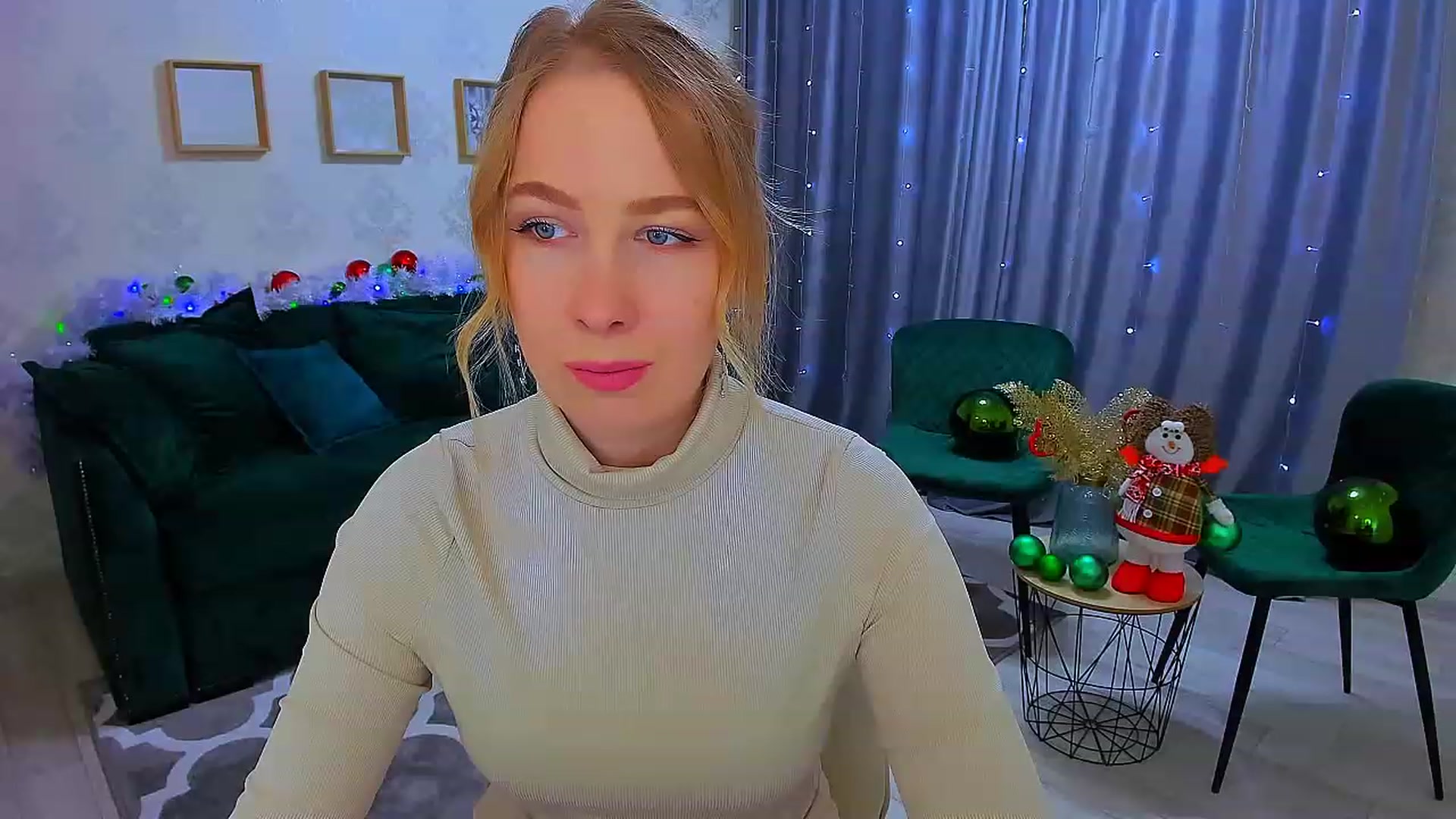 Gallery image thumbnail from ElegantLook's myfreecams stream on, 12/20/2022, 07:09 image 16 of 20