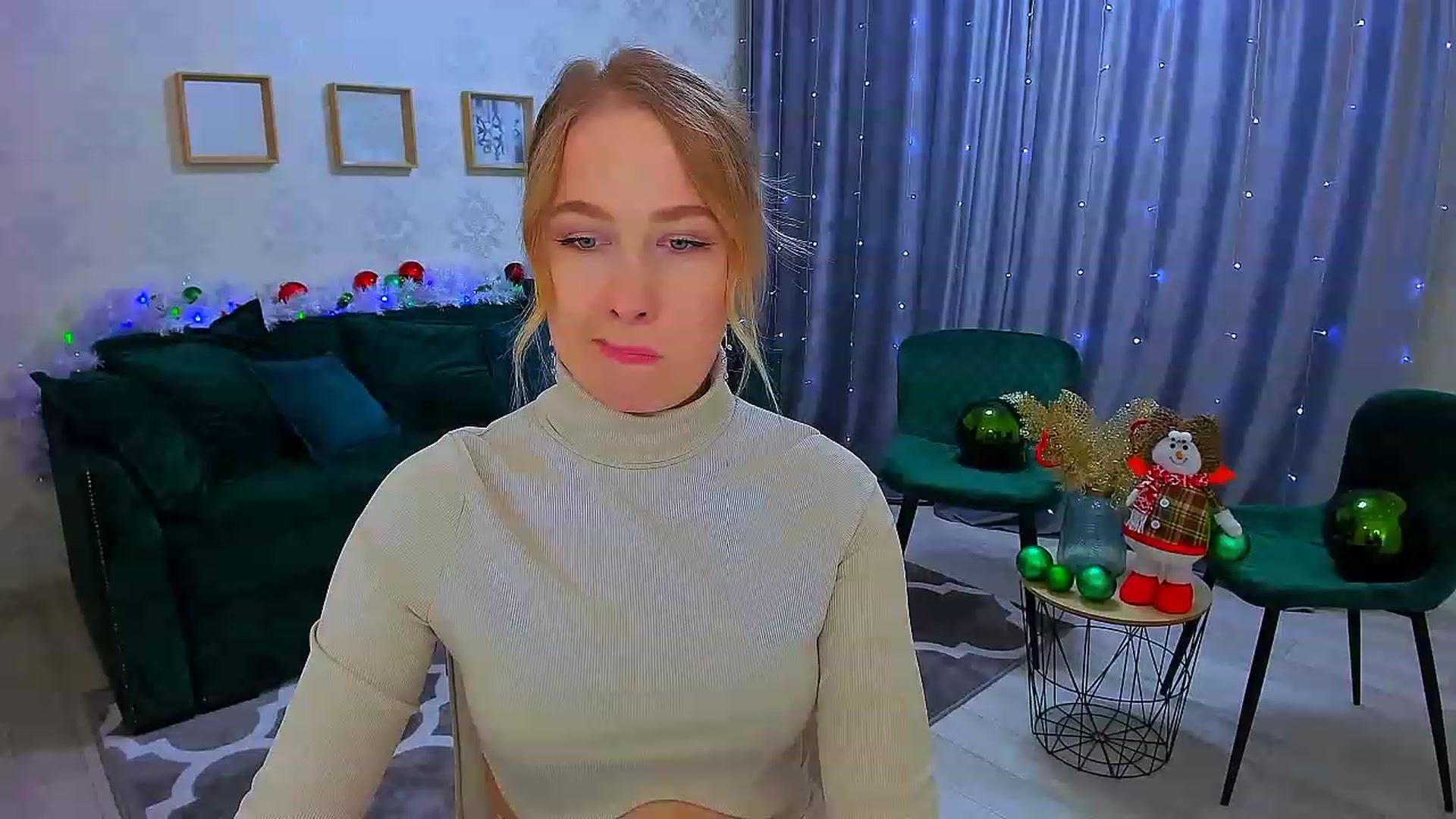 Gallery image thumbnail from ElegantLook's myfreecams stream on, 12/20/2022, 09:30 image 3 of 20