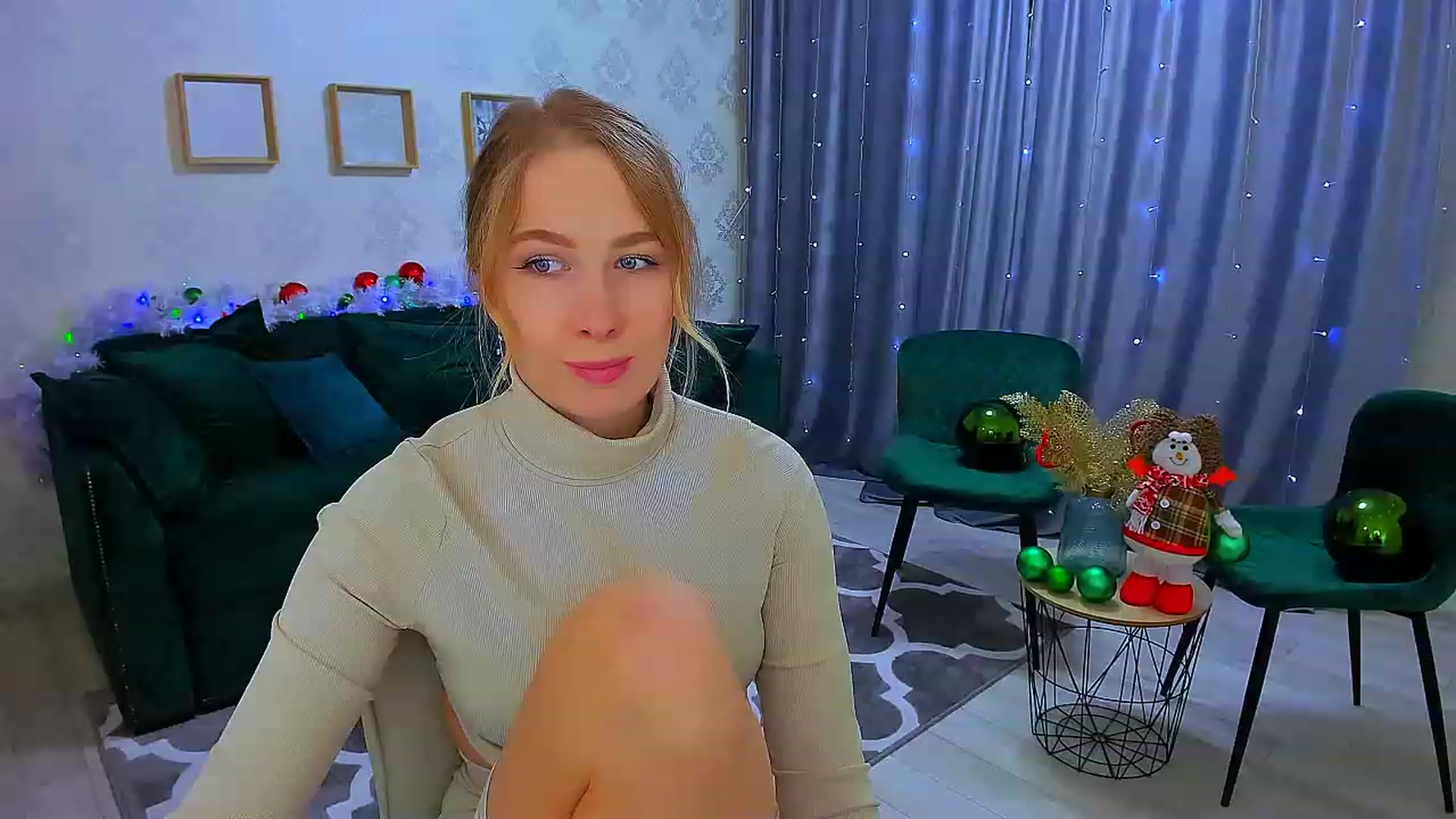 Gallery image thumbnail from ElegantLook's myfreecams stream on, 12/20/2022, 09:30 image 11 of 20