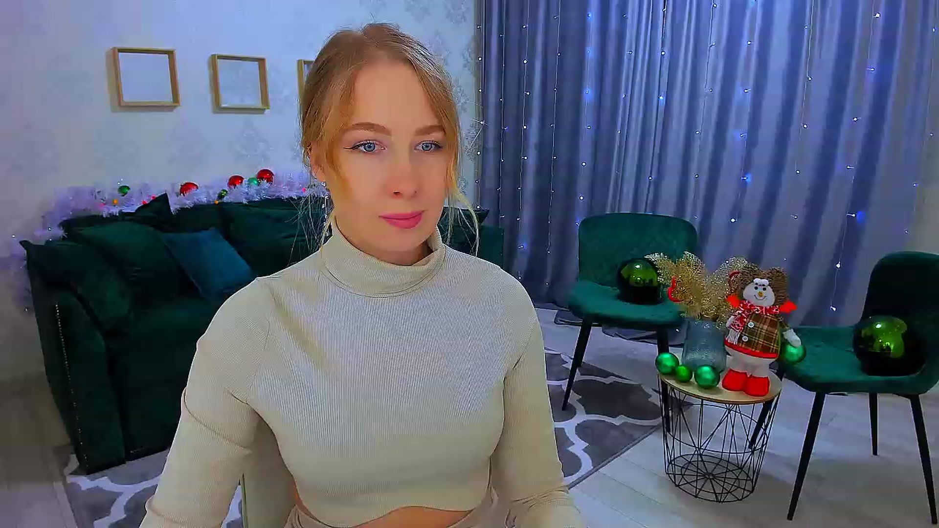 Gallery image thumbnail from ElegantLook's myfreecams stream on, 12/20/2022, 09:30 image 15 of 20