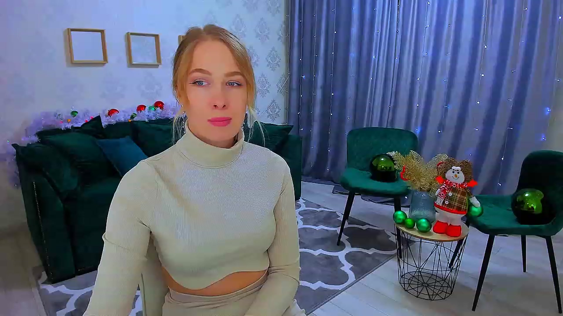Gallery image thumbnail from ElegantLook's myfreecams stream on, 12/20/2022, 09:30 image 9 of 20
