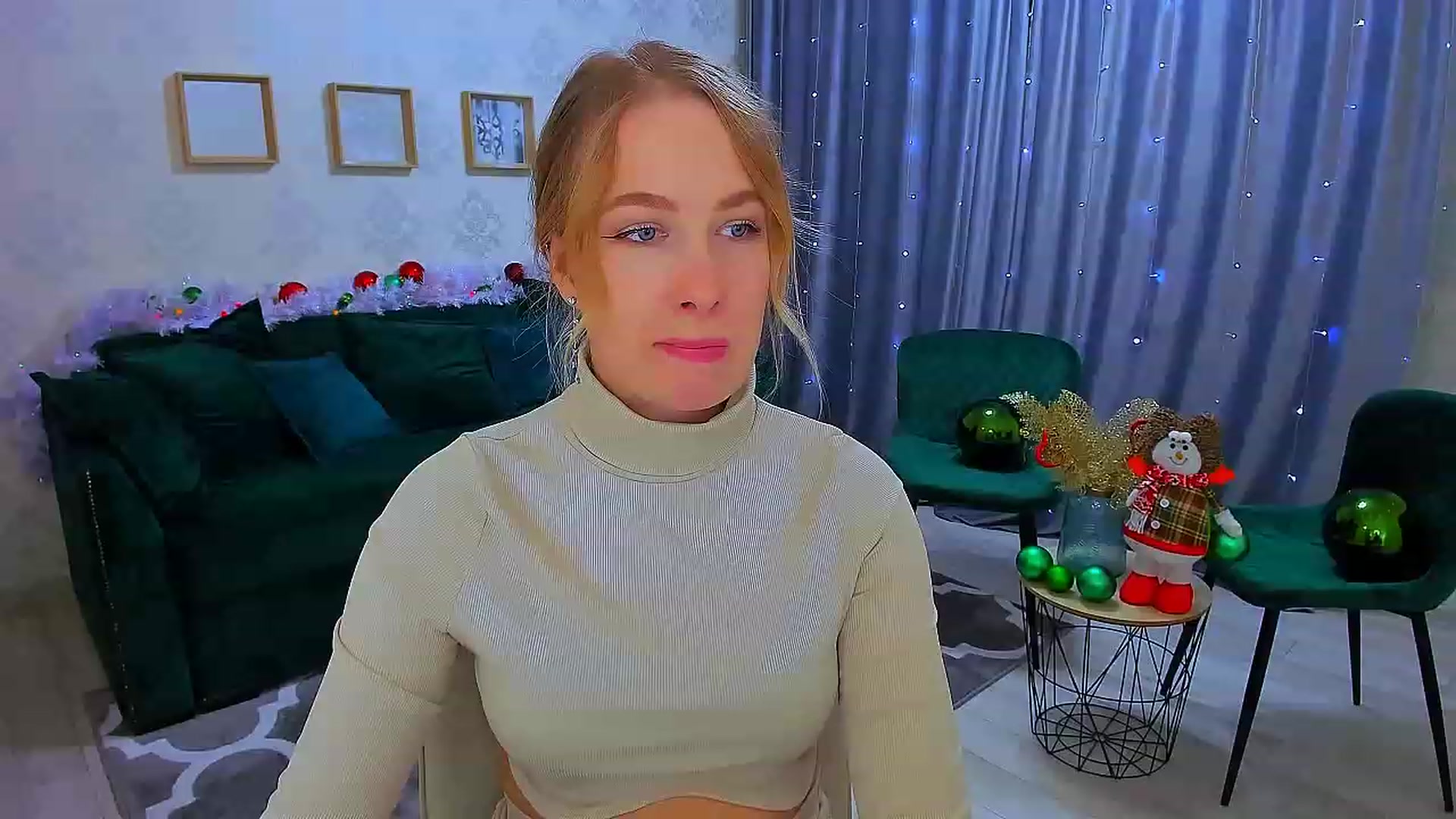 Gallery image thumbnail from ElegantLook's myfreecams stream on, 12/20/2022, 09:30 image 1 of 20